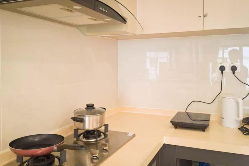 3BR Seaside Condo Johor Bahru 8-12pax