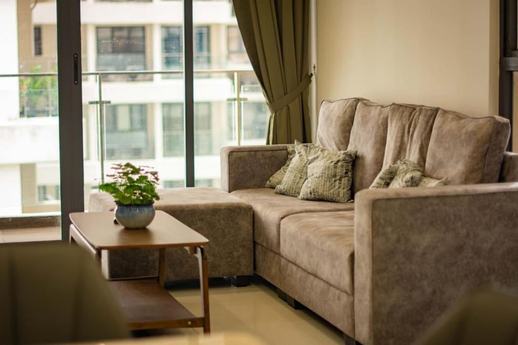 3BR Seaside Condo Johor Bahru 8-12pax