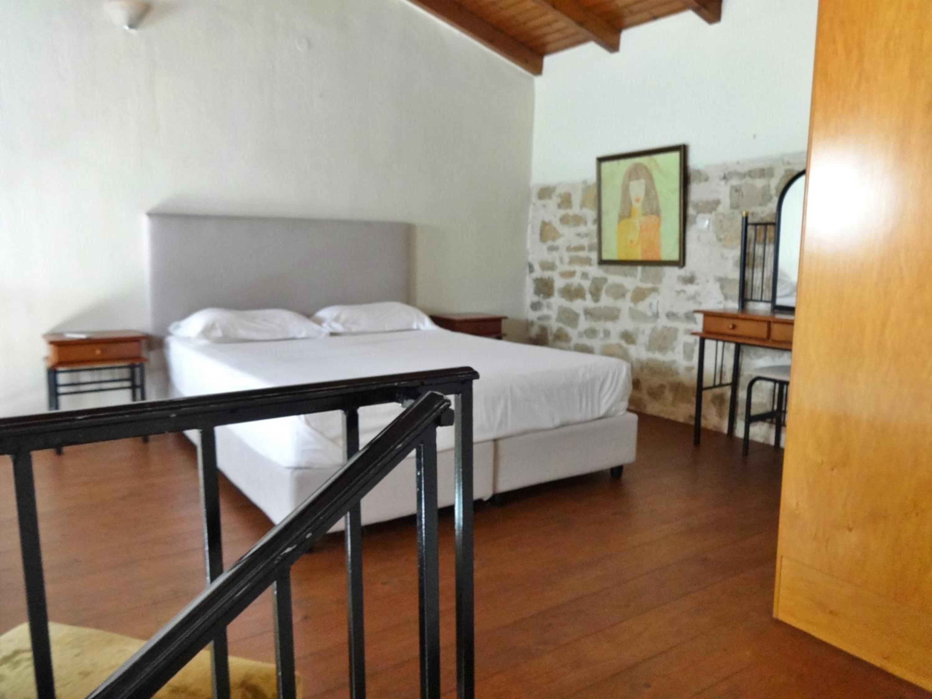 Thalassa Apartments