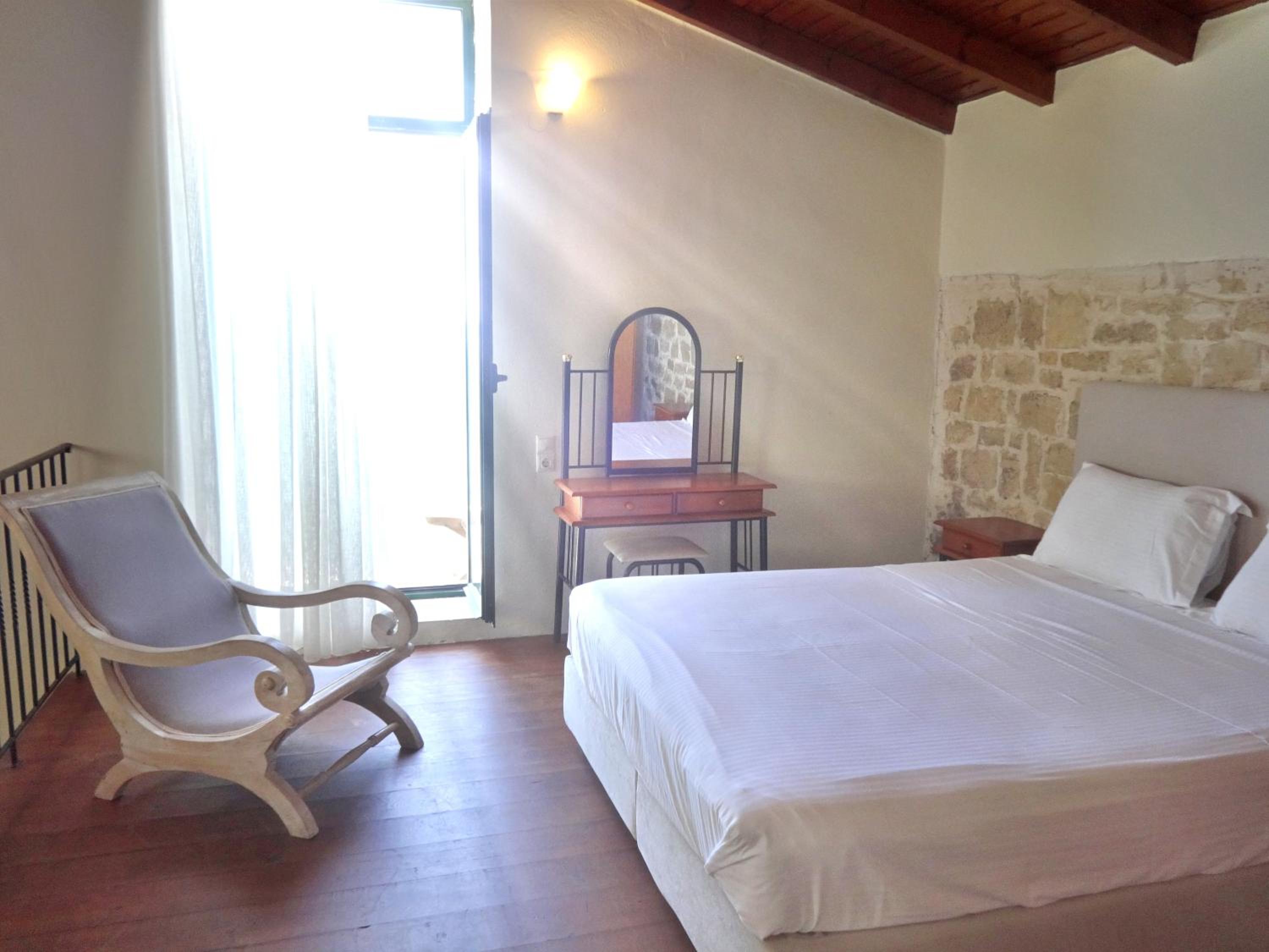 Thalassa Apartments