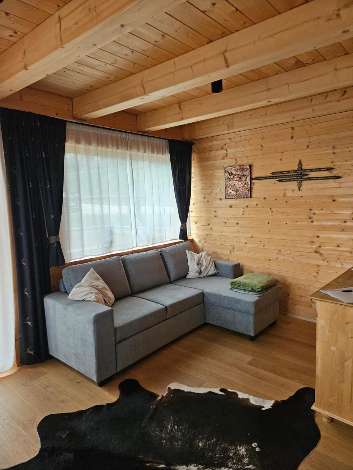 Almchalet Hüttenzauber view 4