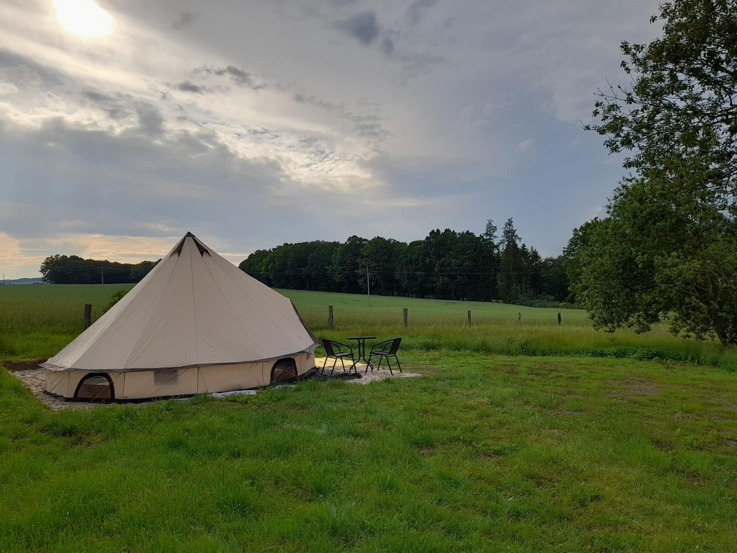 Glamping na samotě u lesa