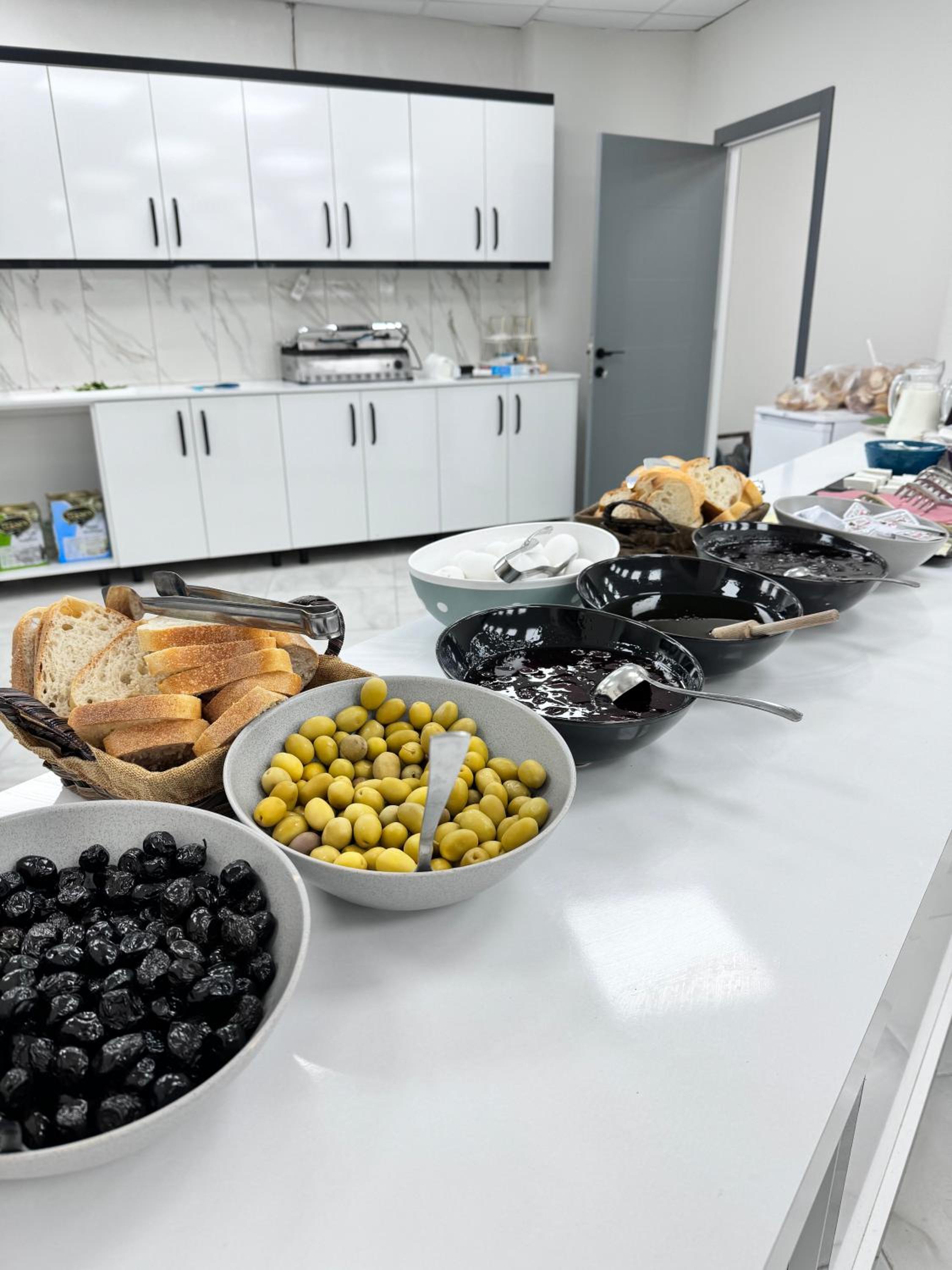 Blue Marina Hotel & Spa - Image 23