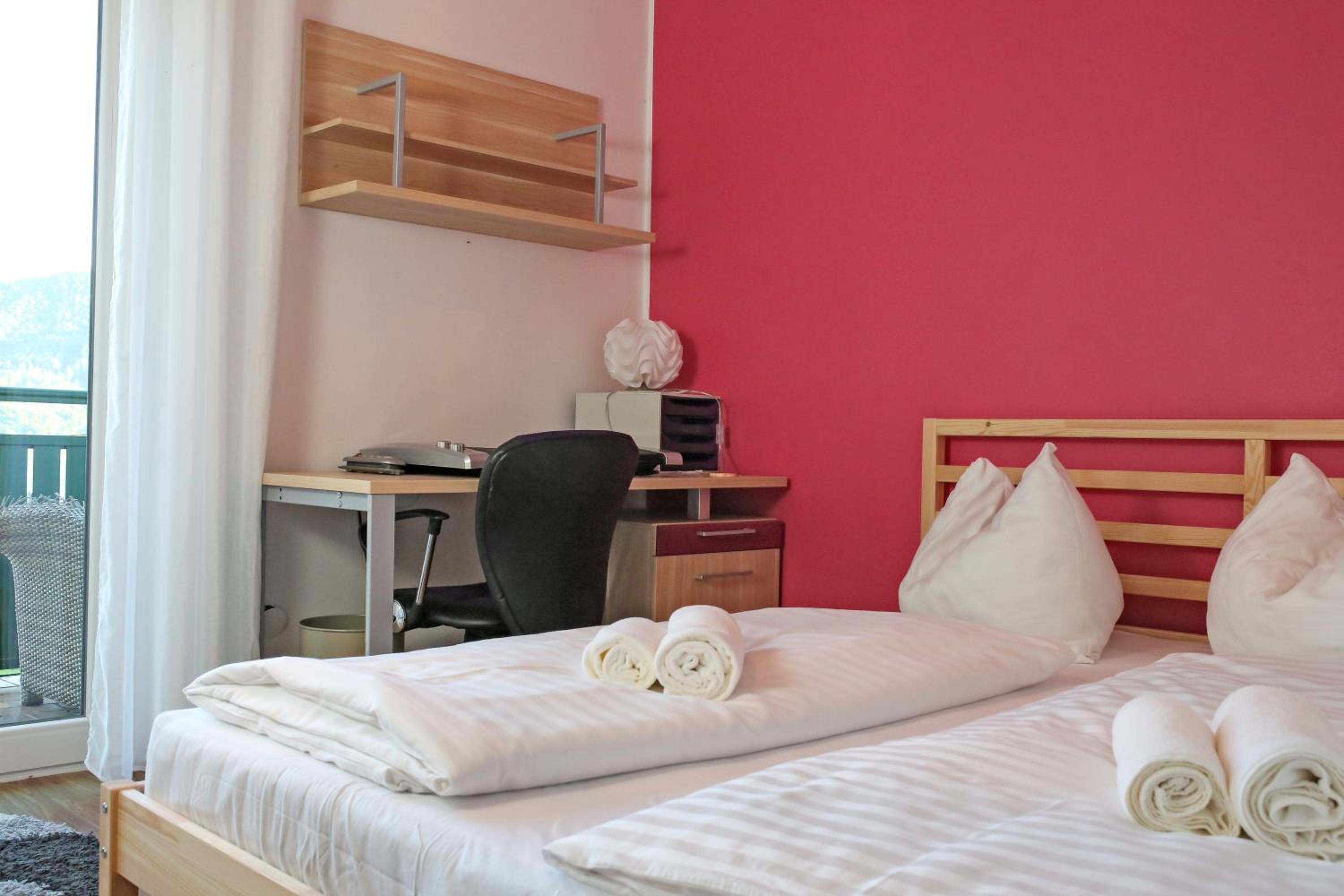Self-Check In Apartmenthotel Seeglück