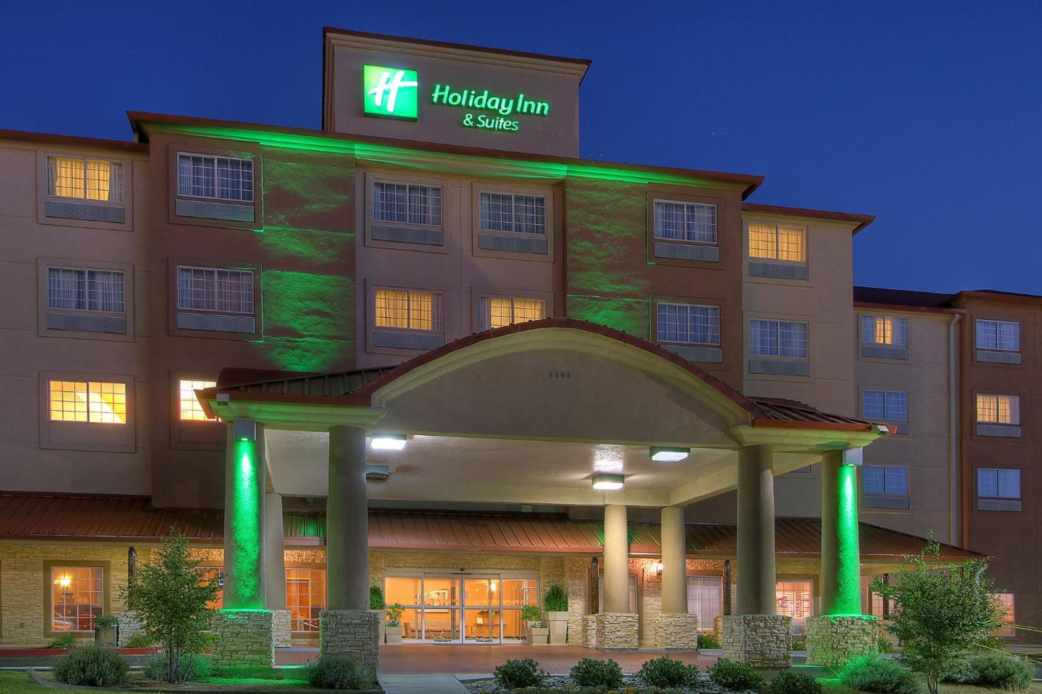 Hotel Holiday Inn & Suites Albuquerque Airport, an IHG Hotel - Image 1