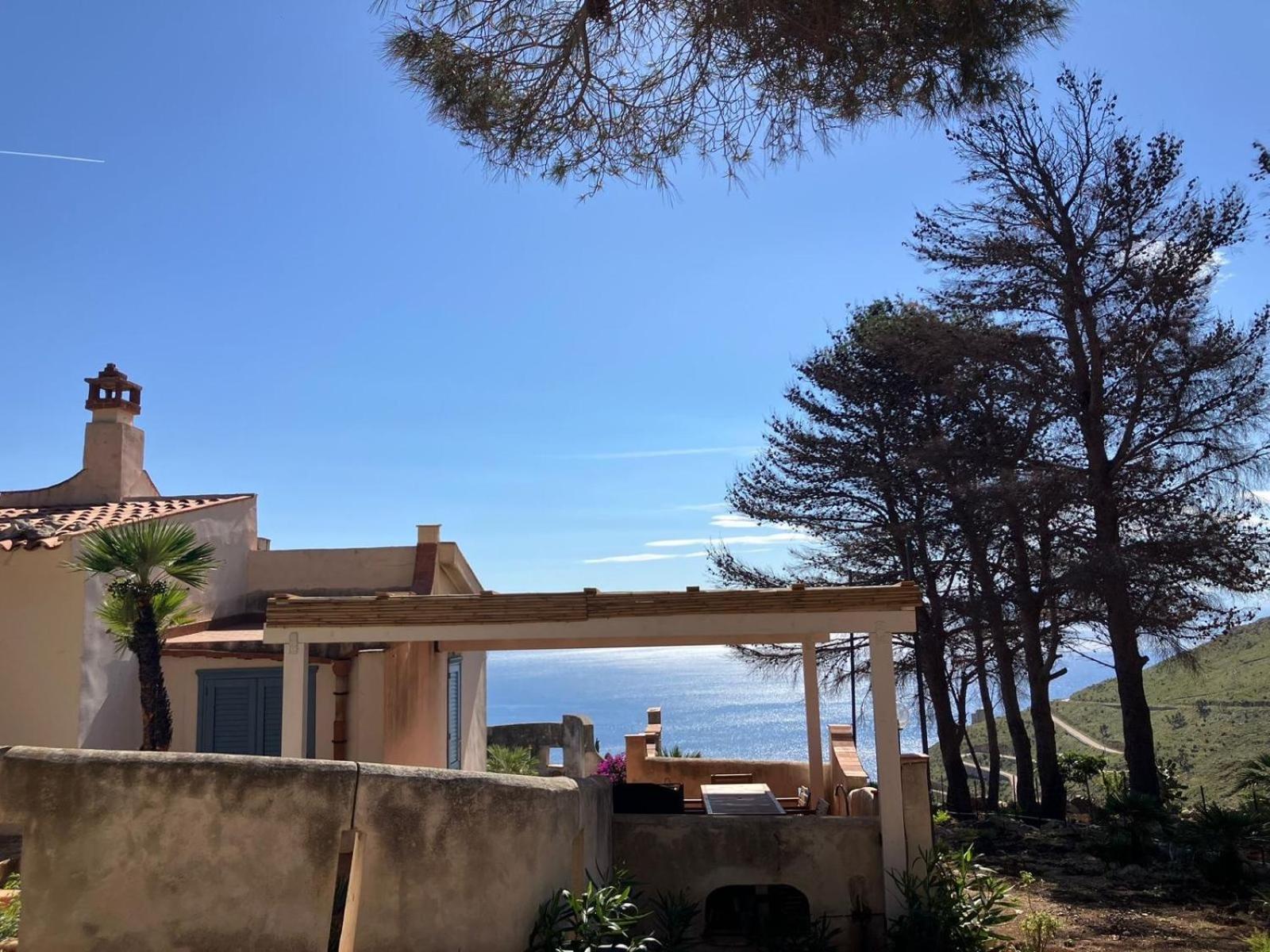 Casa di Cri - Sea View Villa with Pool