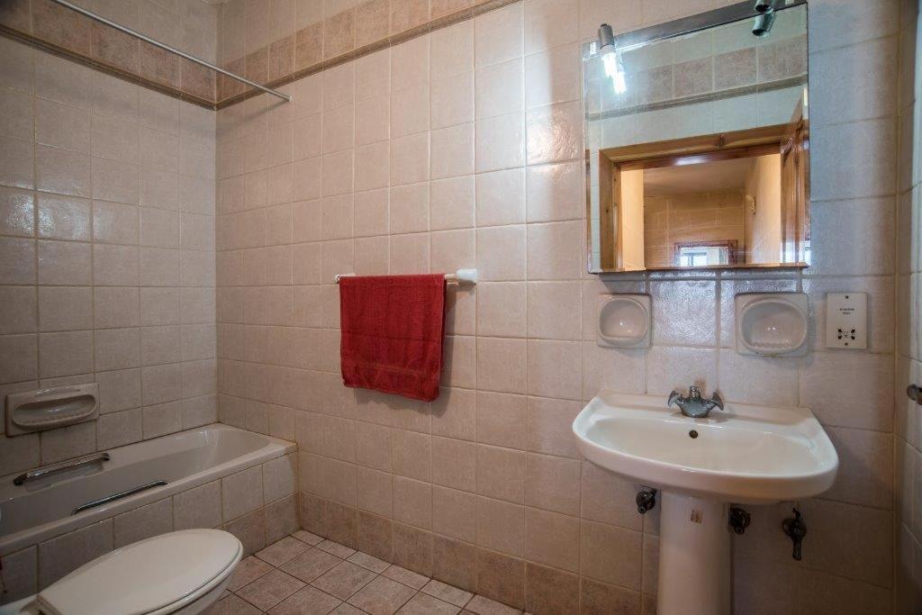 Attard Seafront Apartment 6 in Marsalforn view 3