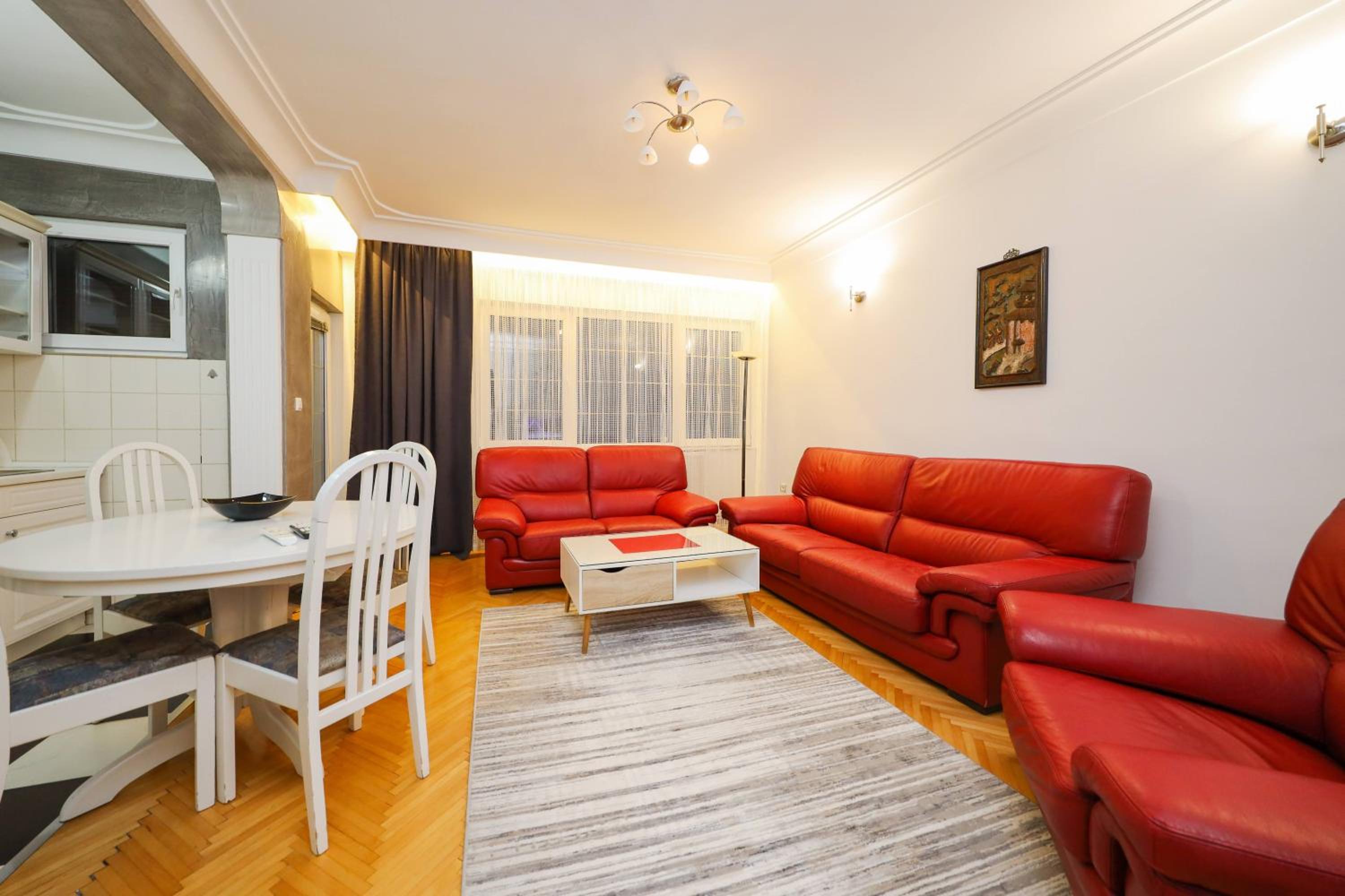 Apartament Erisa