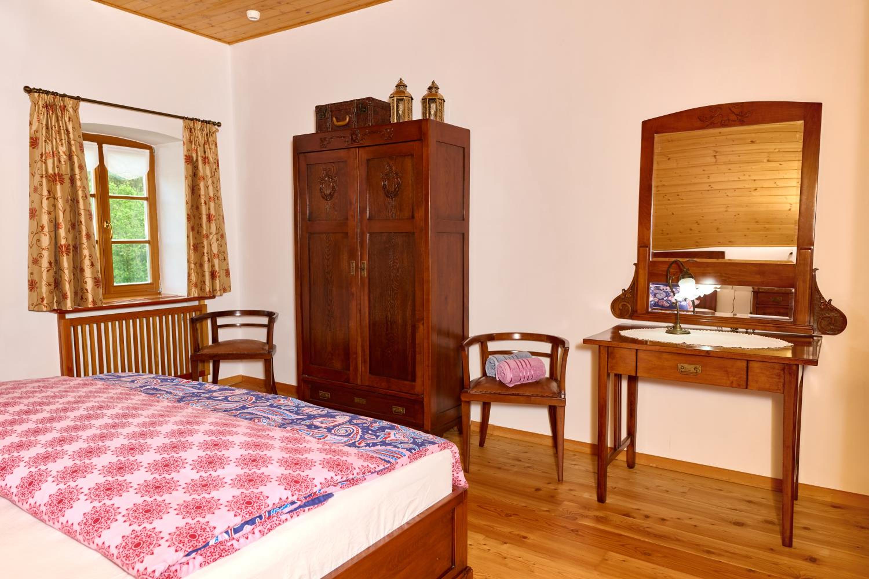 Four-Bedroom Villa Bajer