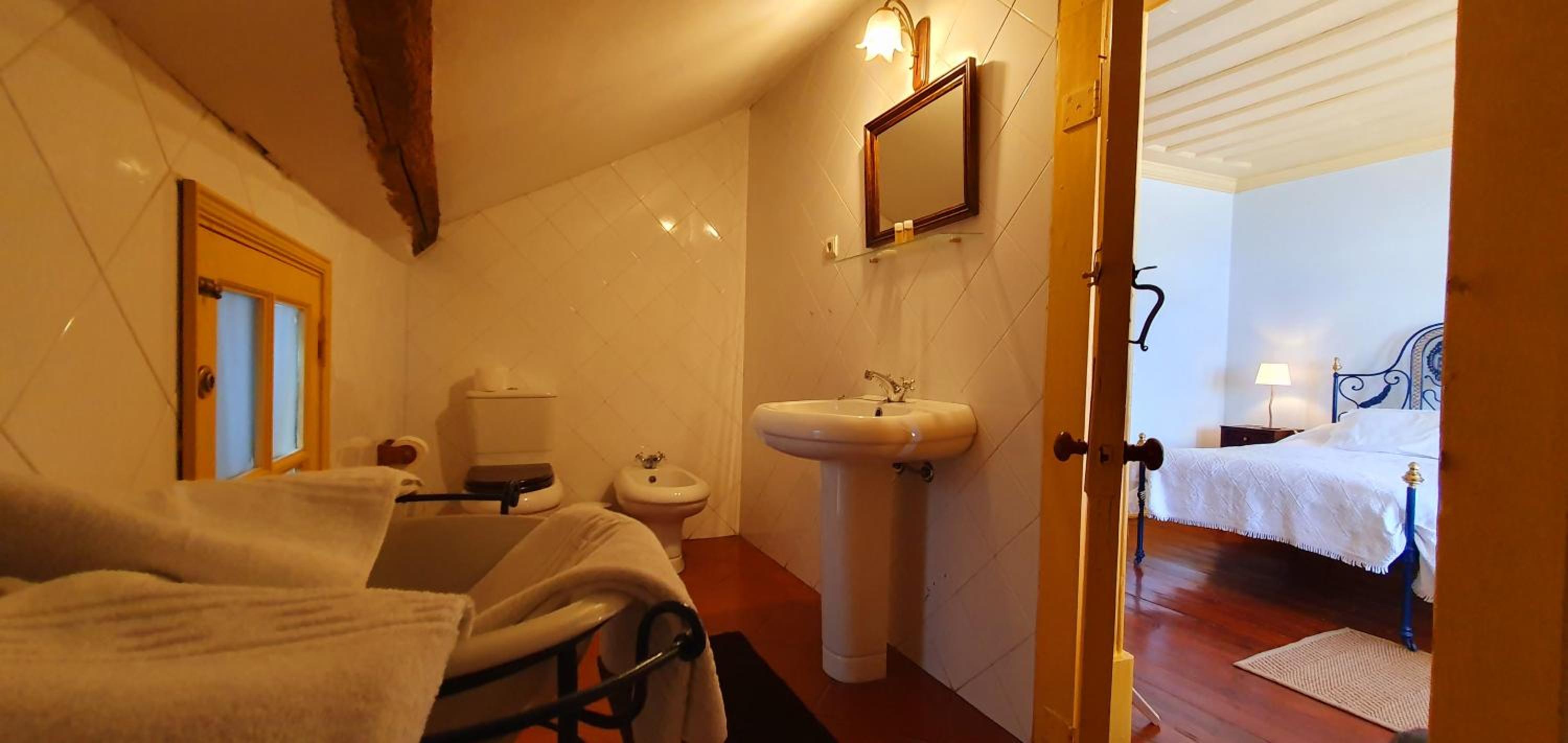 Casa do Fundo - Sustainable & Ecotourism