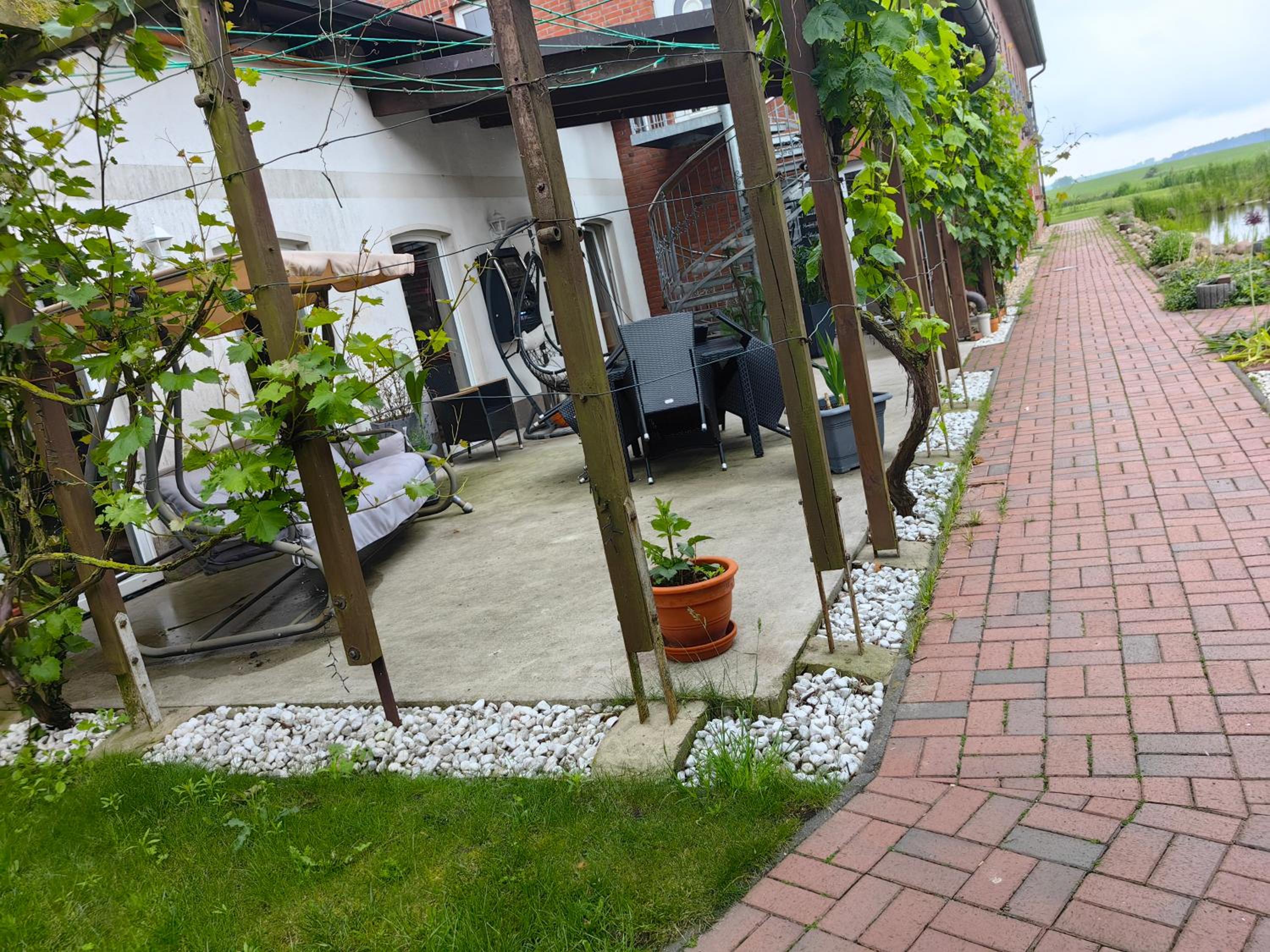 Photo 42