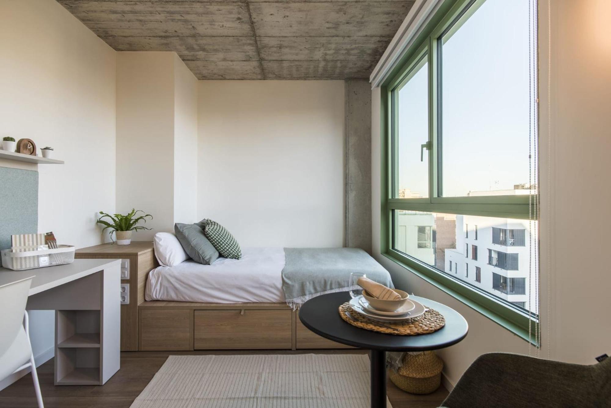 aparto Cristóbal de Moura Hall of residence - ONLY FOR STUDENTS IN BARCELONA