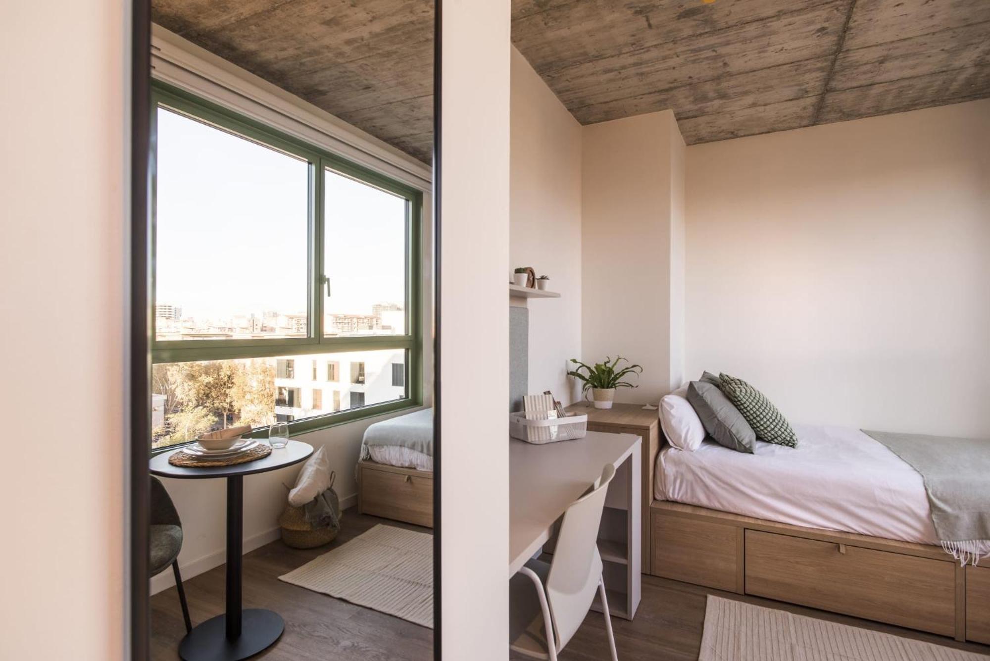 aparto Cristóbal de Moura Hall of residence - ONLY FOR STUDENTS IN BARCELONA