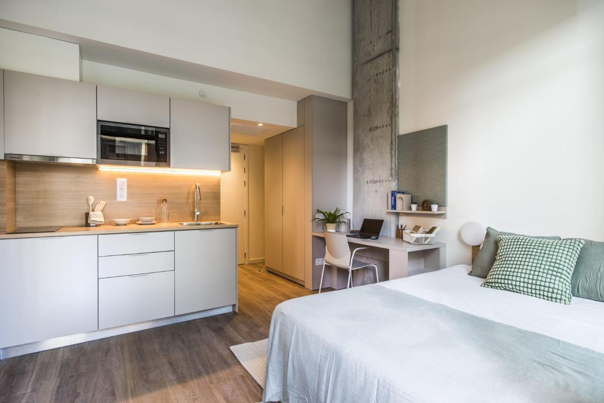 aparto Cristóbal de Moura Hall of residence - ONLY FOR STUDENTS IN BARCELONA