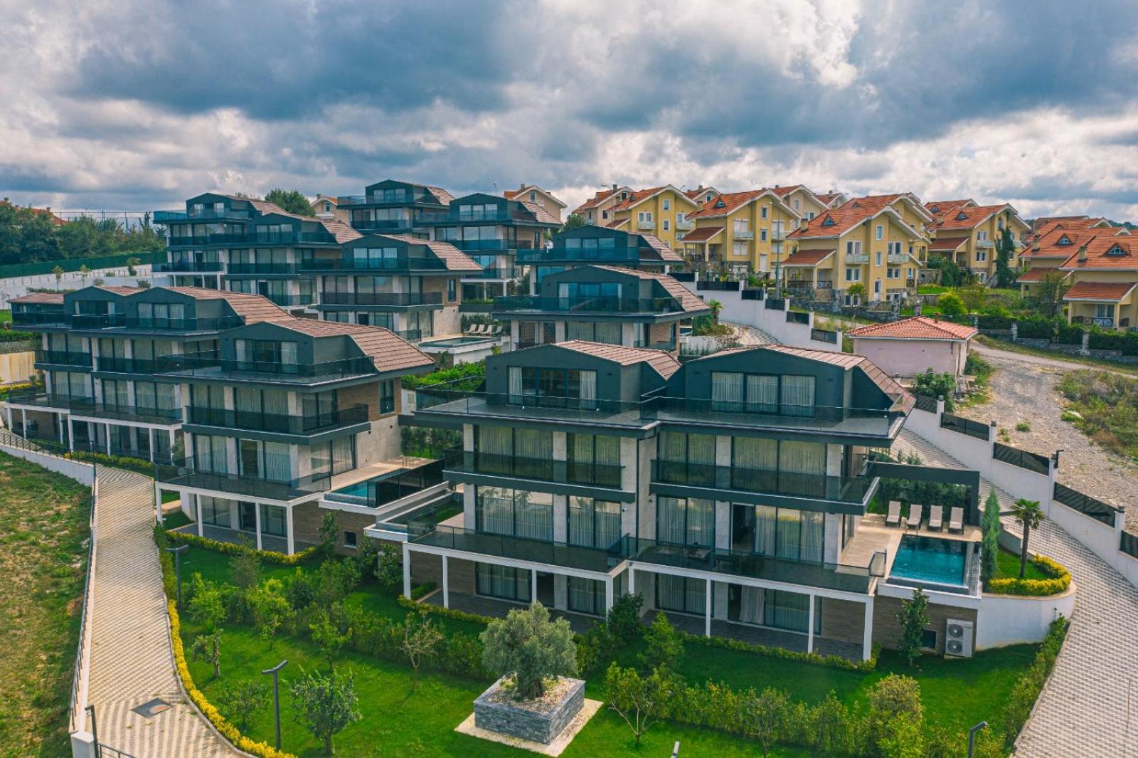 Royal Blue Istanbul - Luxury Villas
