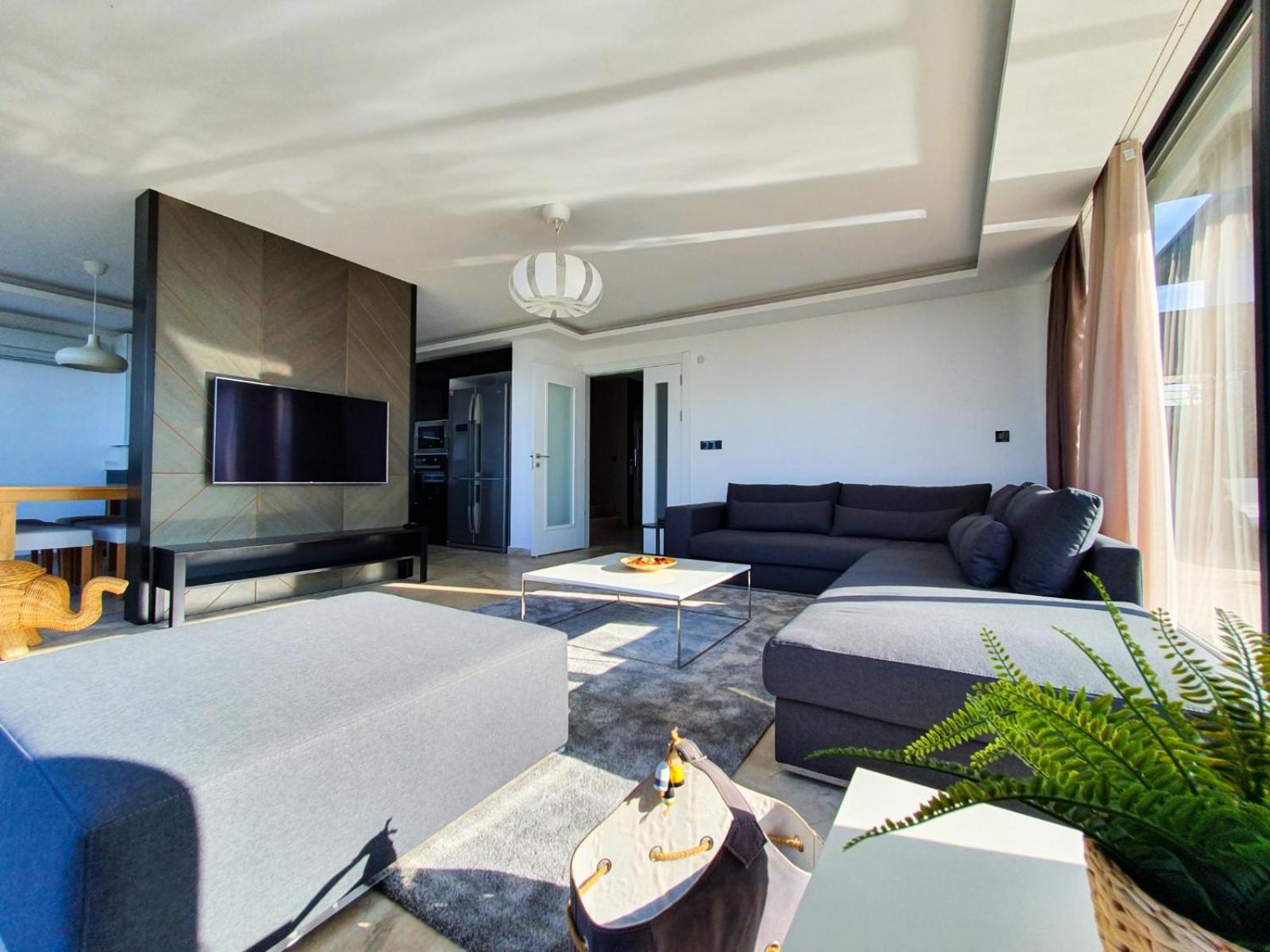 Royal Blue Istanbul - Luxury Villas