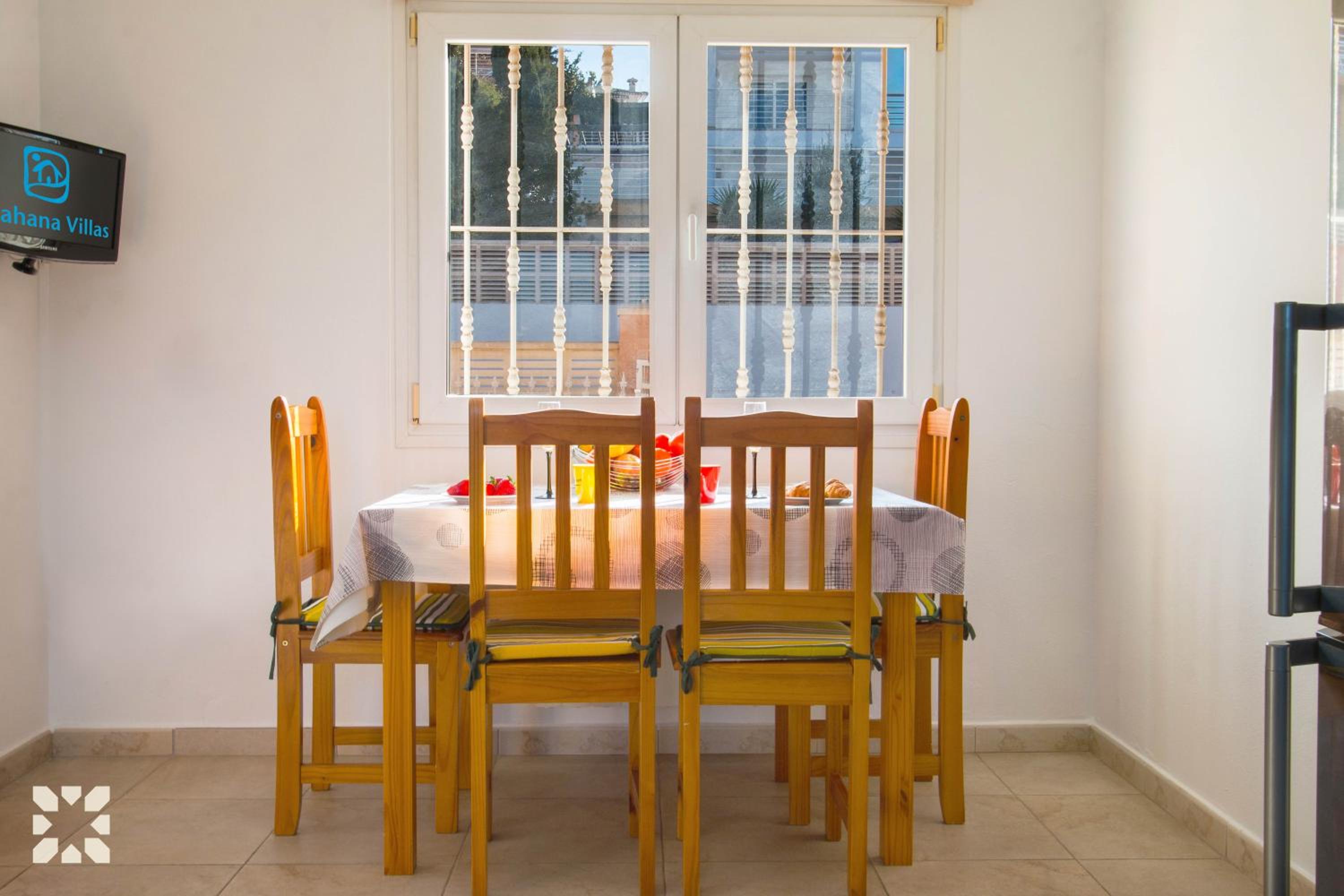 Villa Iris by Abahana Villas