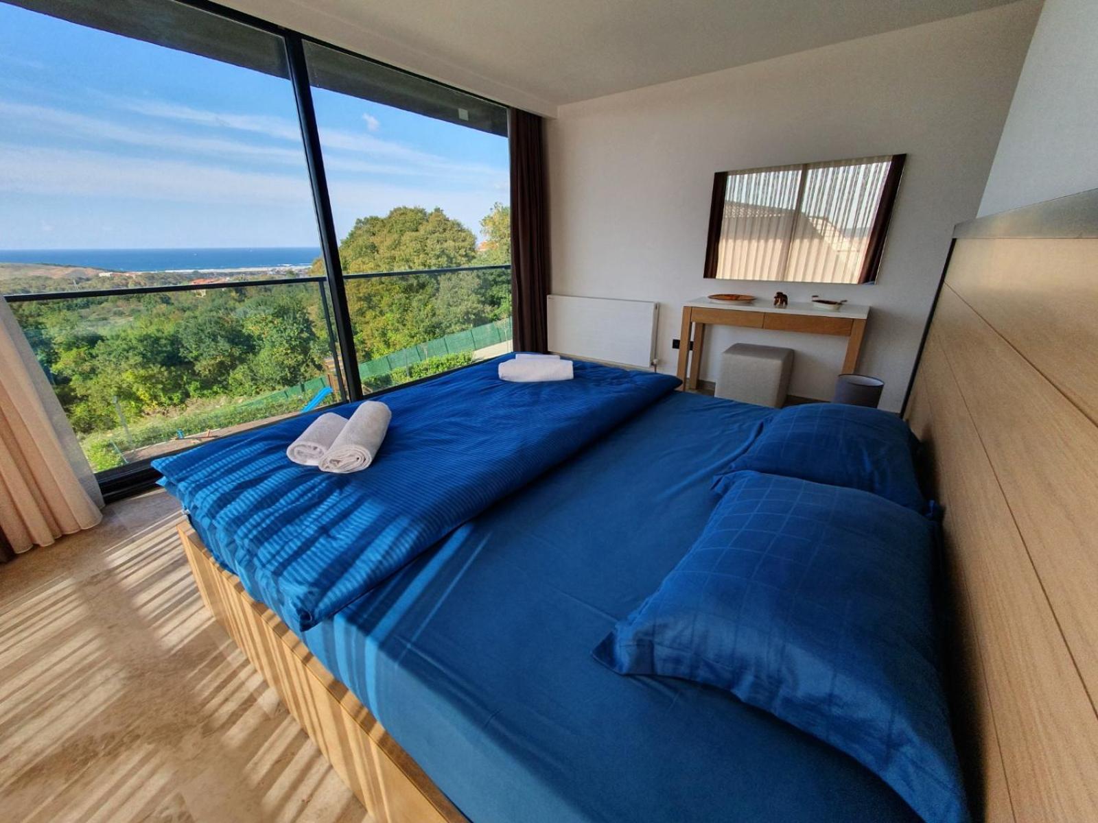 Royal Blue Istanbul - Luxury Villas