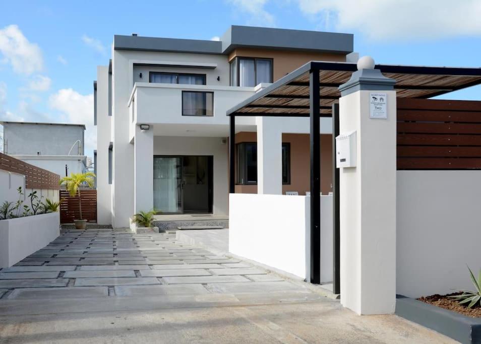 Casa Blue Print Mahebourg