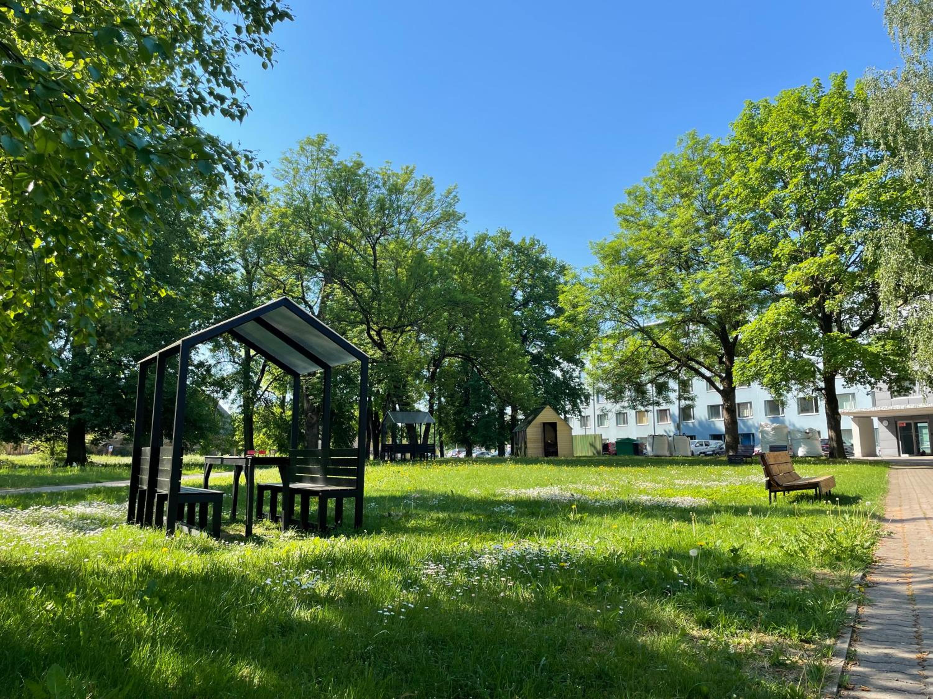 ROHE Hostel