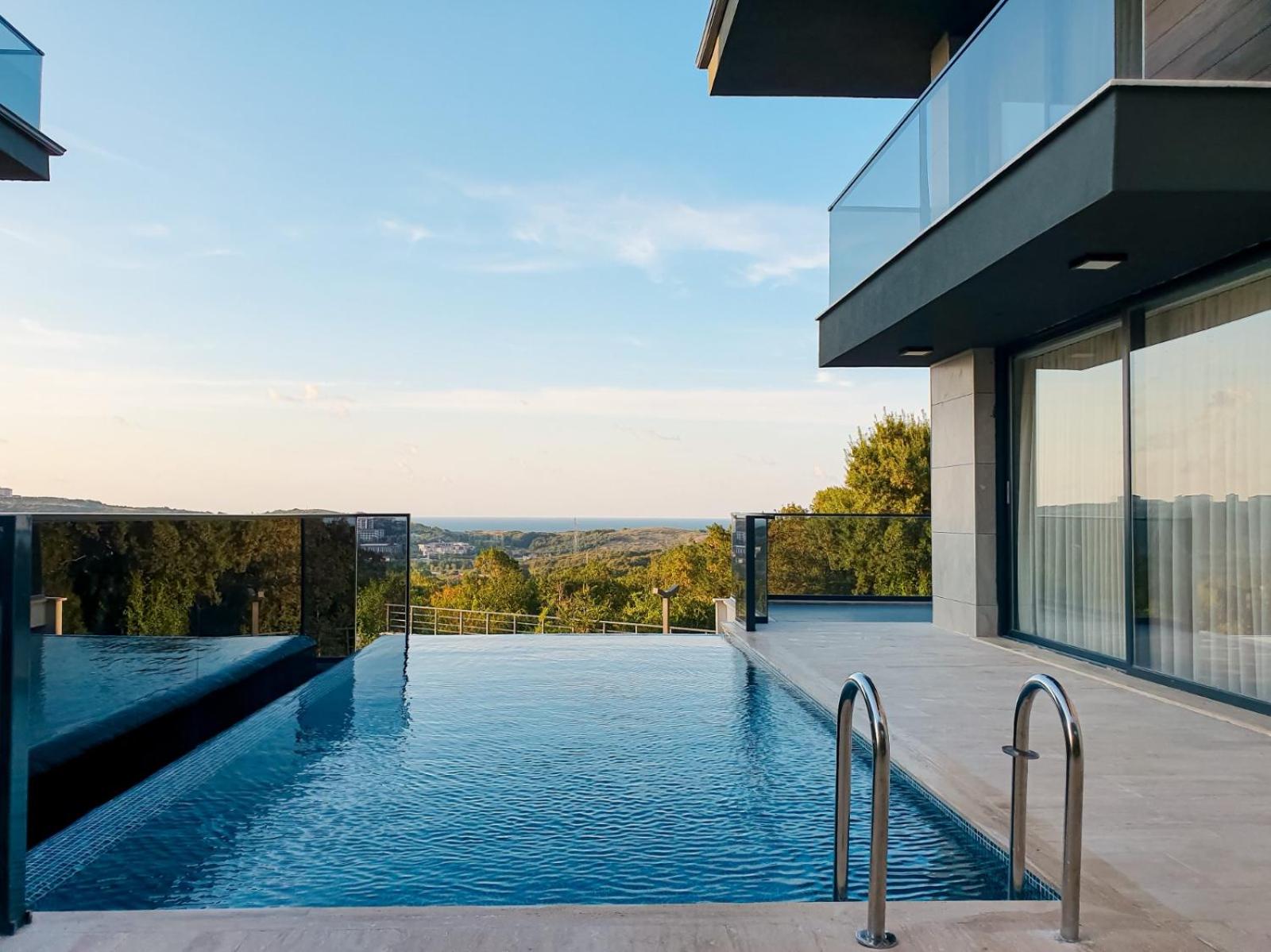 Royal Blue Istanbul - Luxury Villas