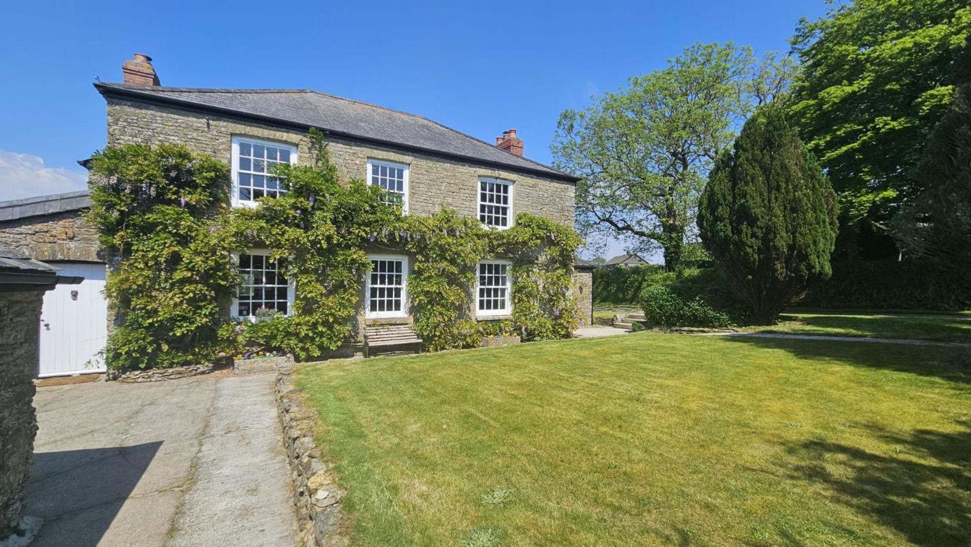 Tregongon House