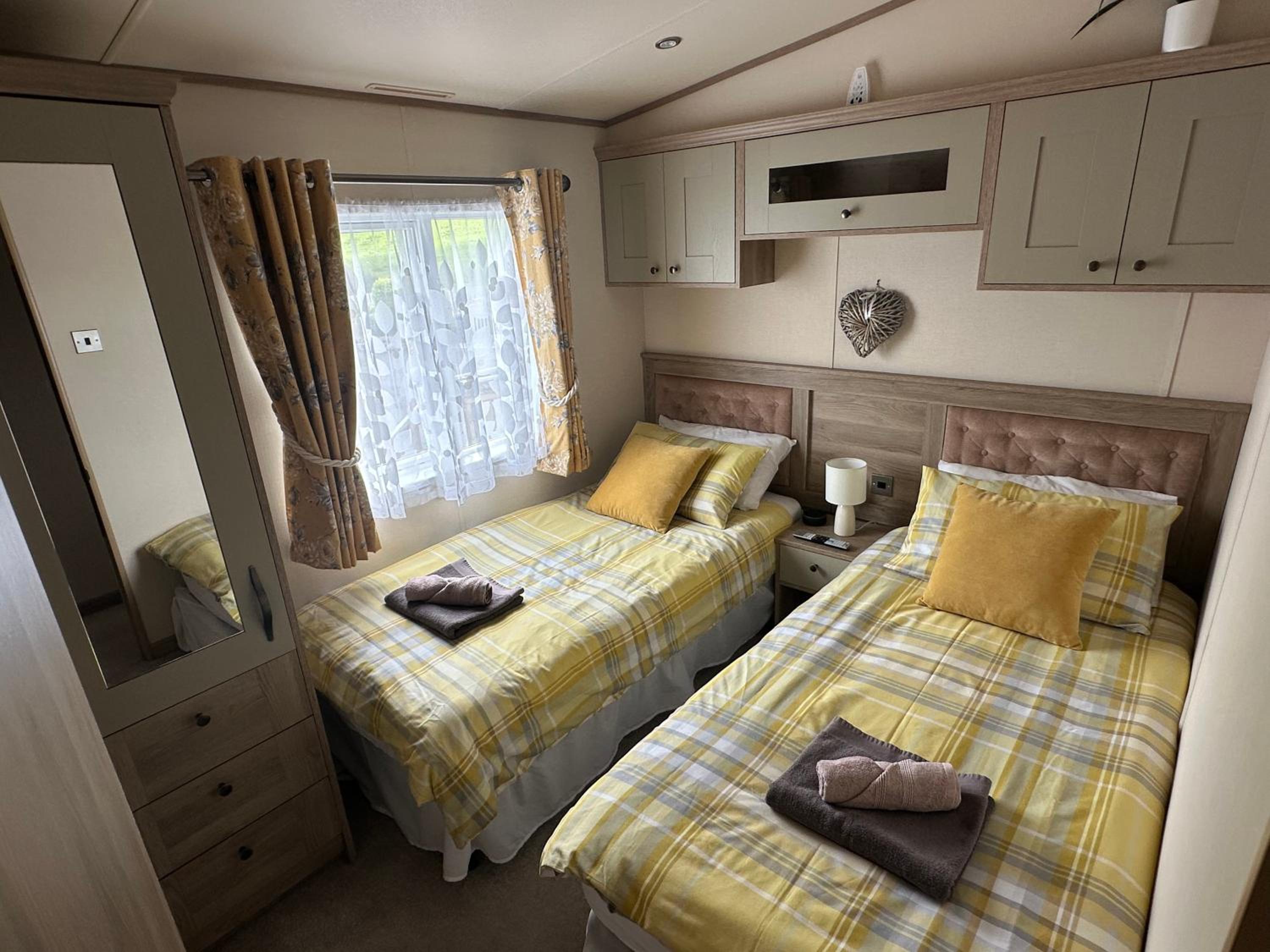 Luxury Lake District Holiday Lodge-Sleeps 4 view 5