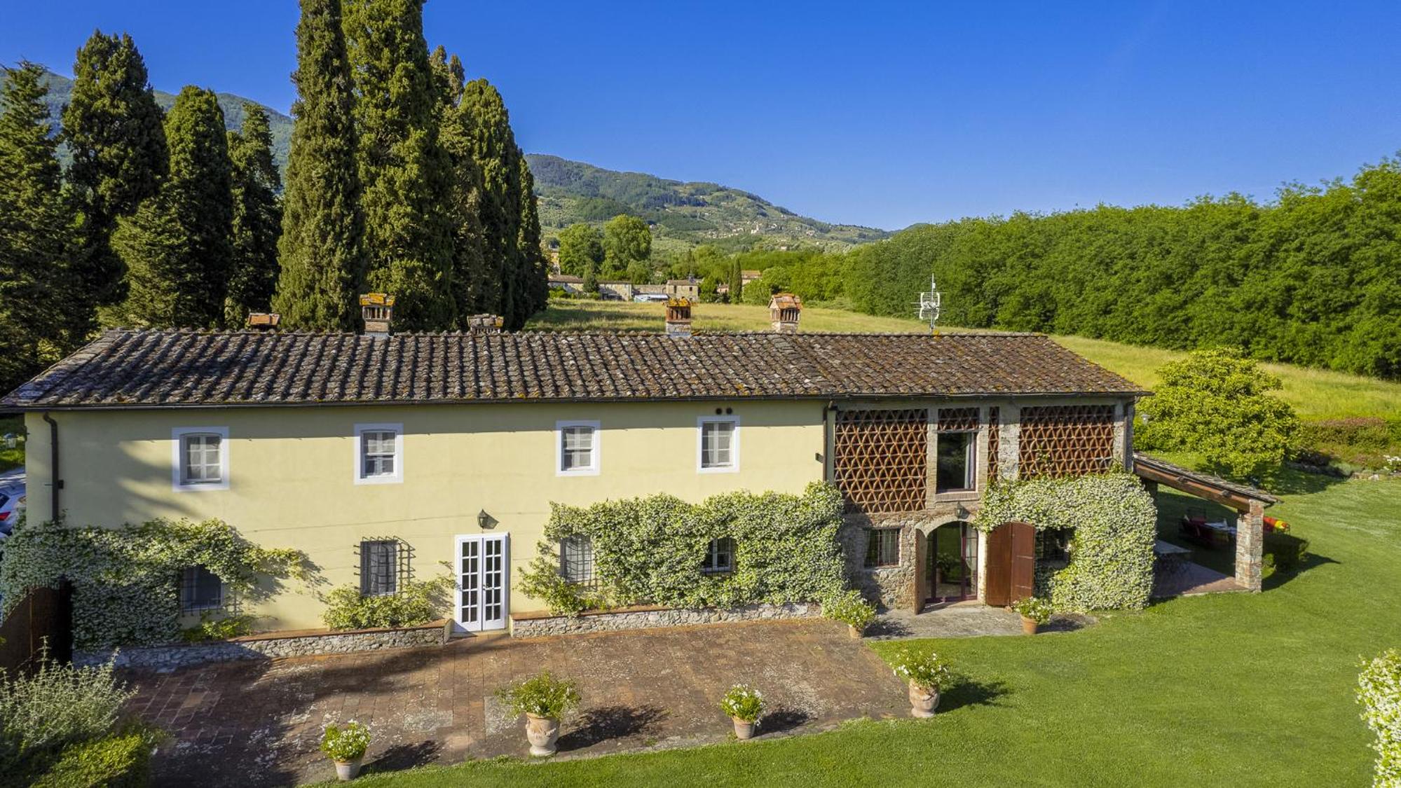 LA MANDOLATA 12, Emma Villas view 5