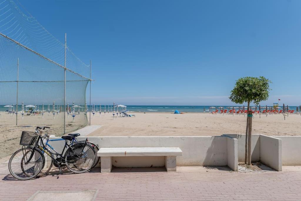 Appartamento Marotta Lungomare con Giardino e Parcheggio view 4