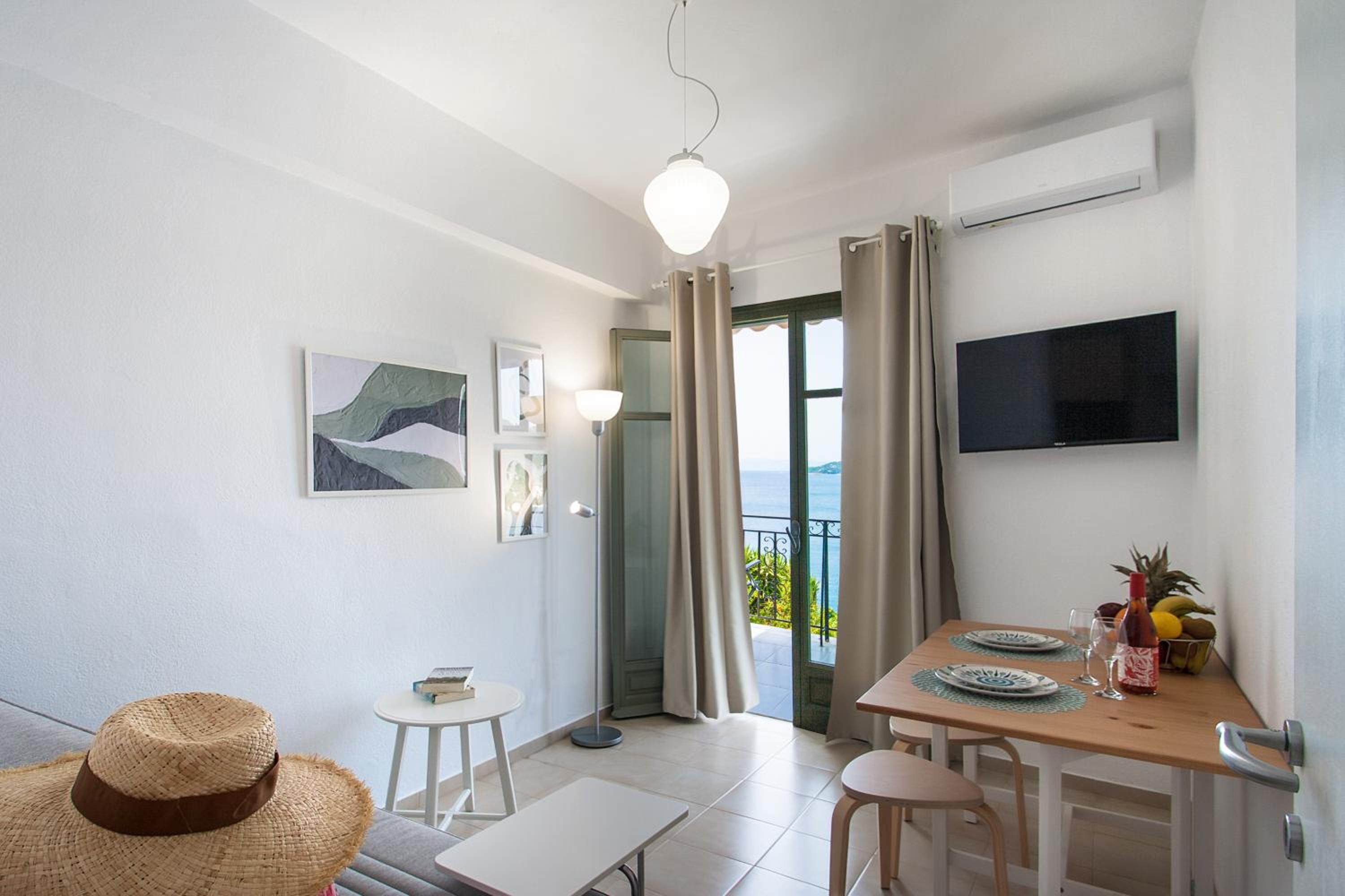 Thama of Skiathos Apartment 2 photo 3