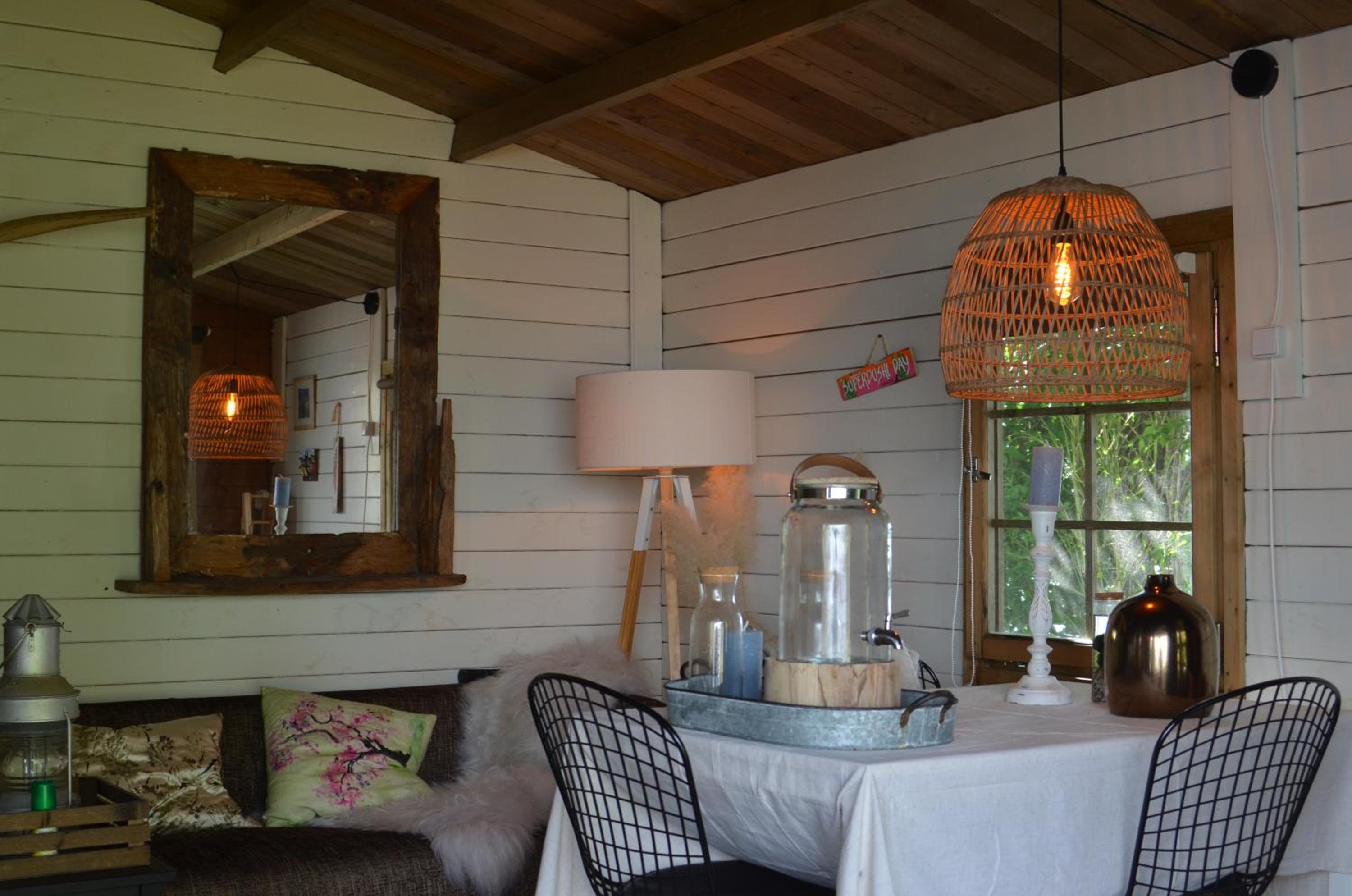 Luxury Experience in Off The Grid Lodge at an Amazing Lake Vinkeveense Plassen