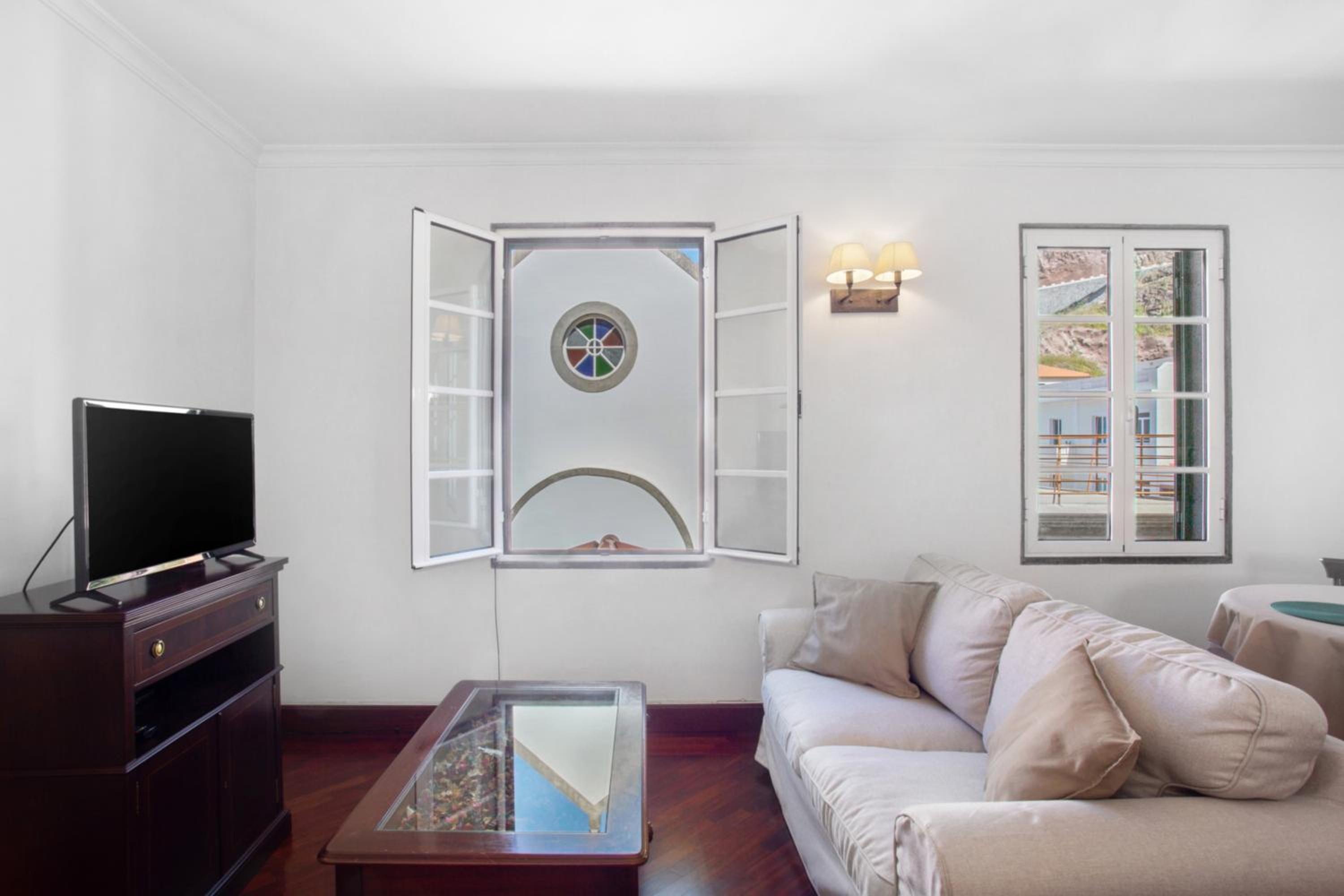 Visconde Apartment view 4