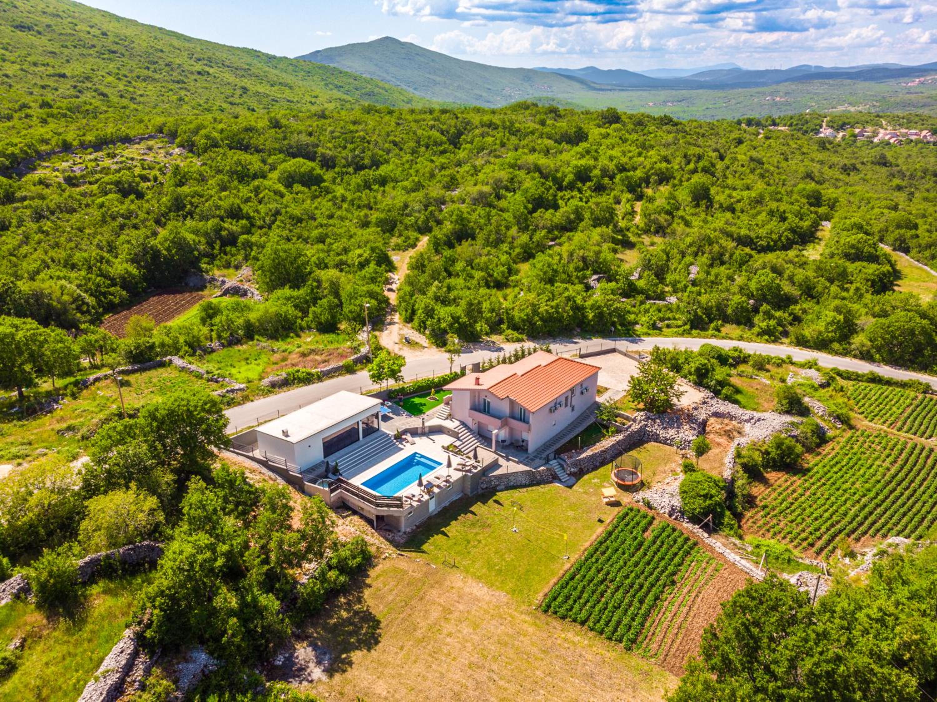 Jackal Holiday House with a heated pool and a jacuzzi
