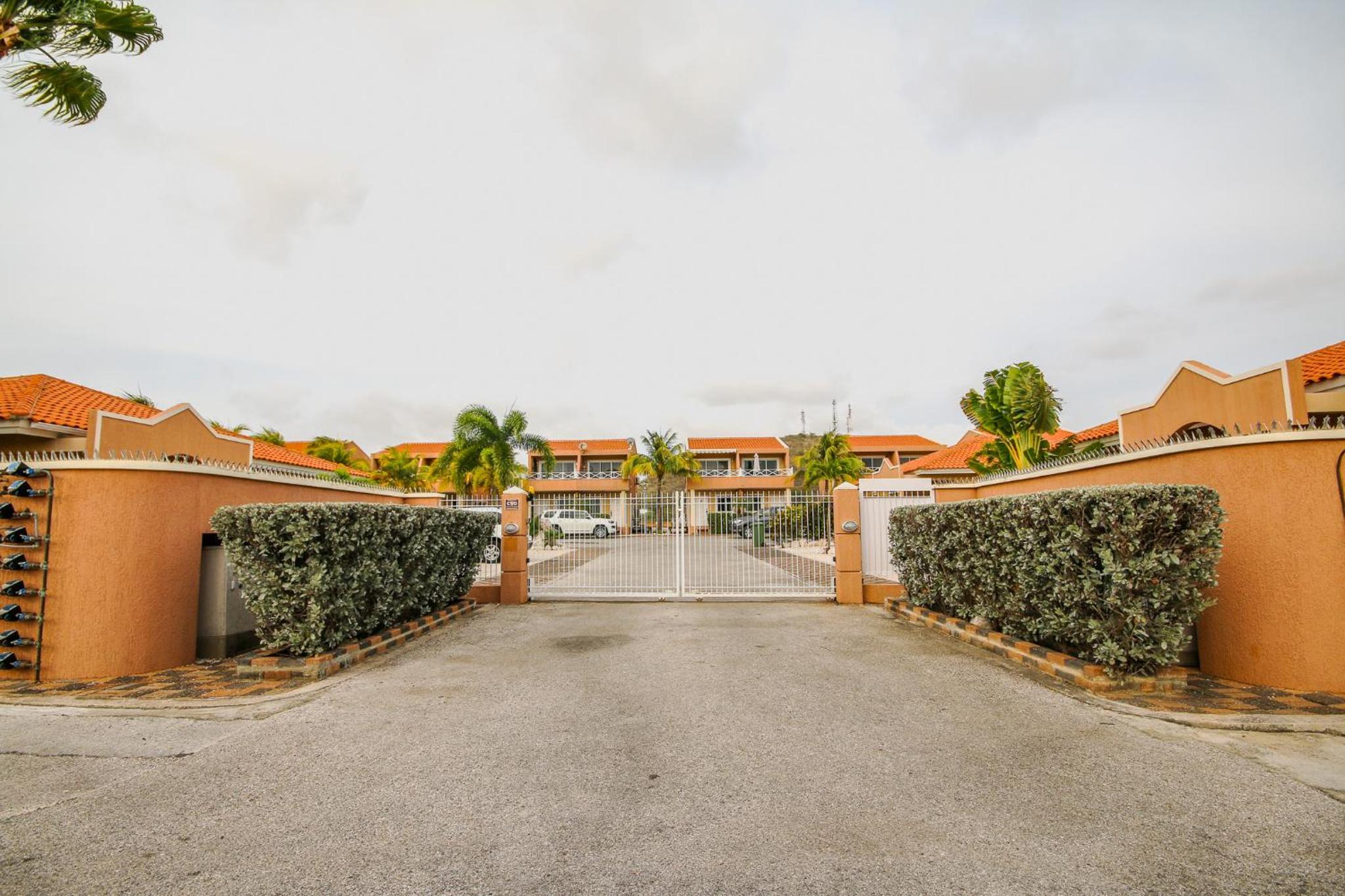 Caribbean Beach Resort 10