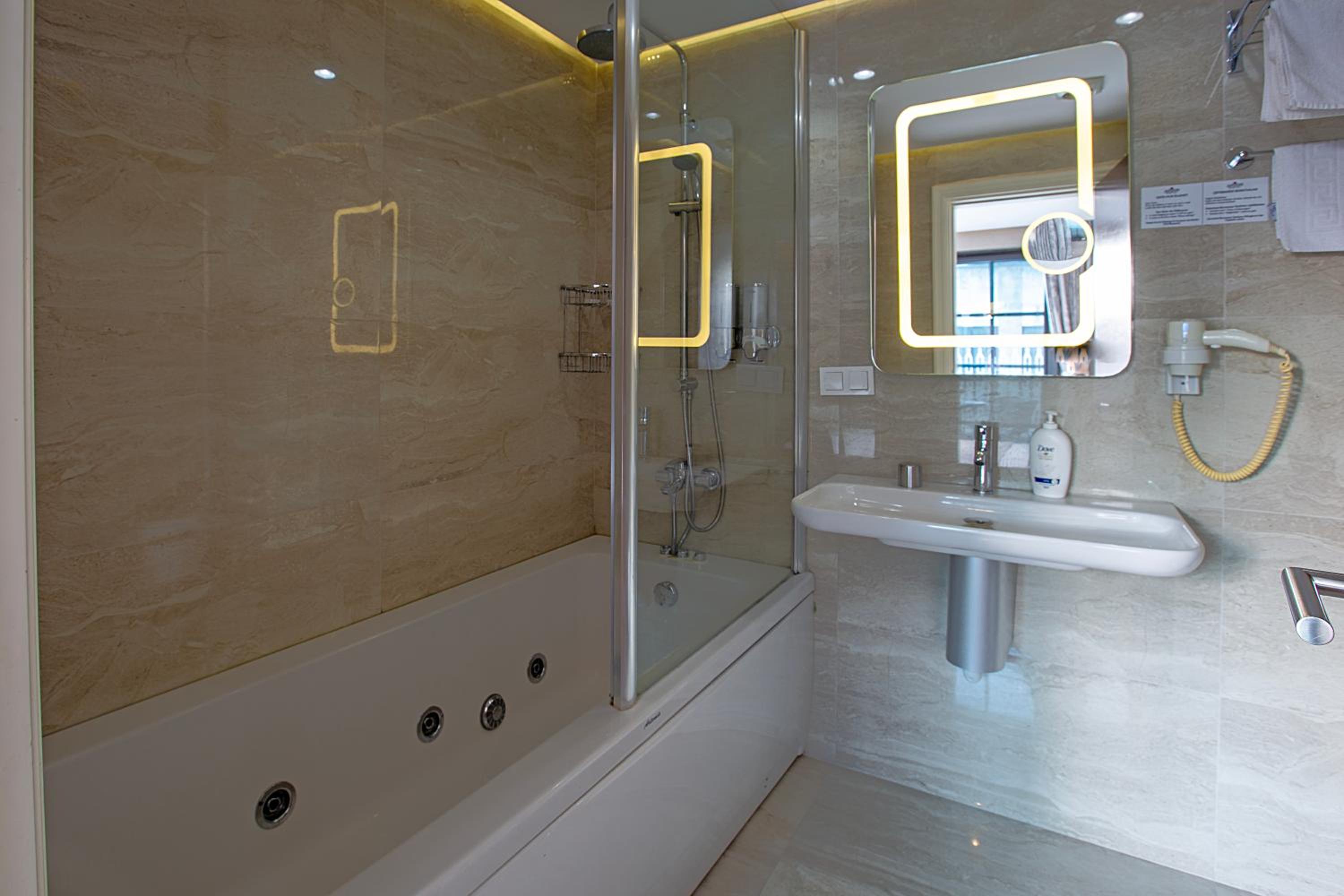 Aston Otel Taksim - Image 22