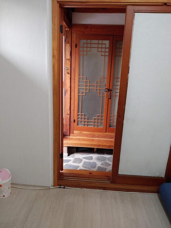 Inwoo Guesthouse