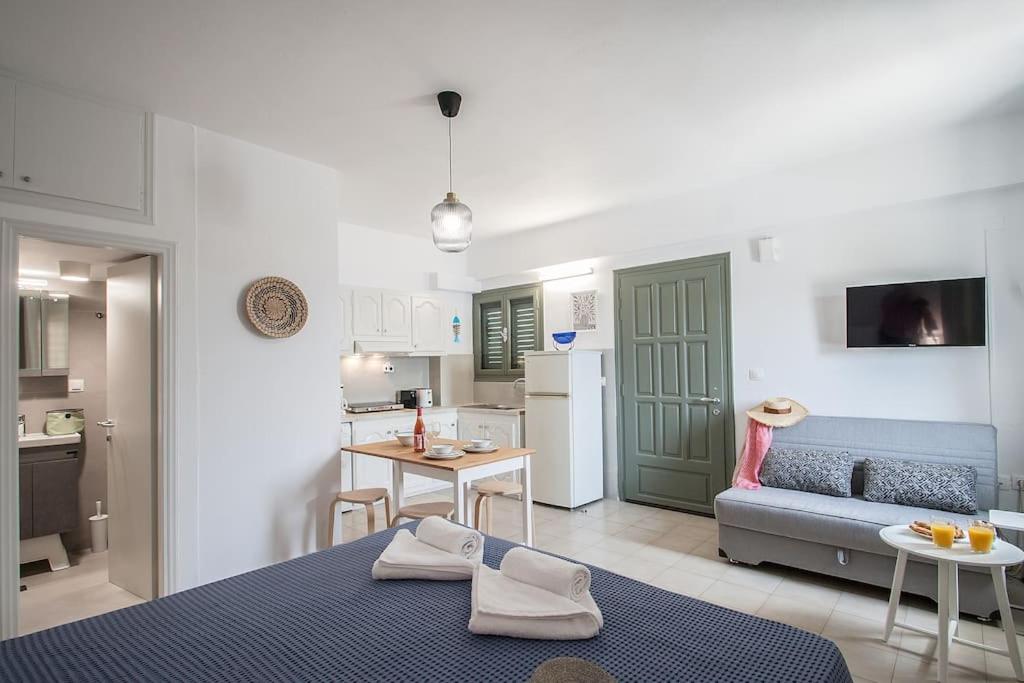 Thama of Skiathos Apartment 1 view 3