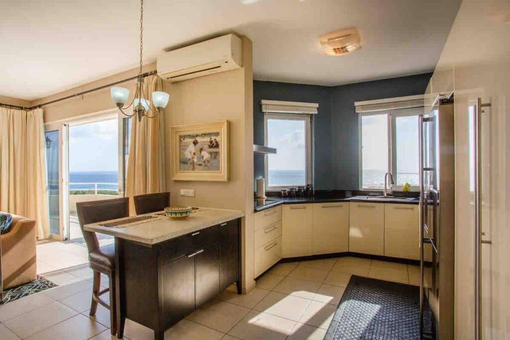 Luxe Penthouse Royal Palm