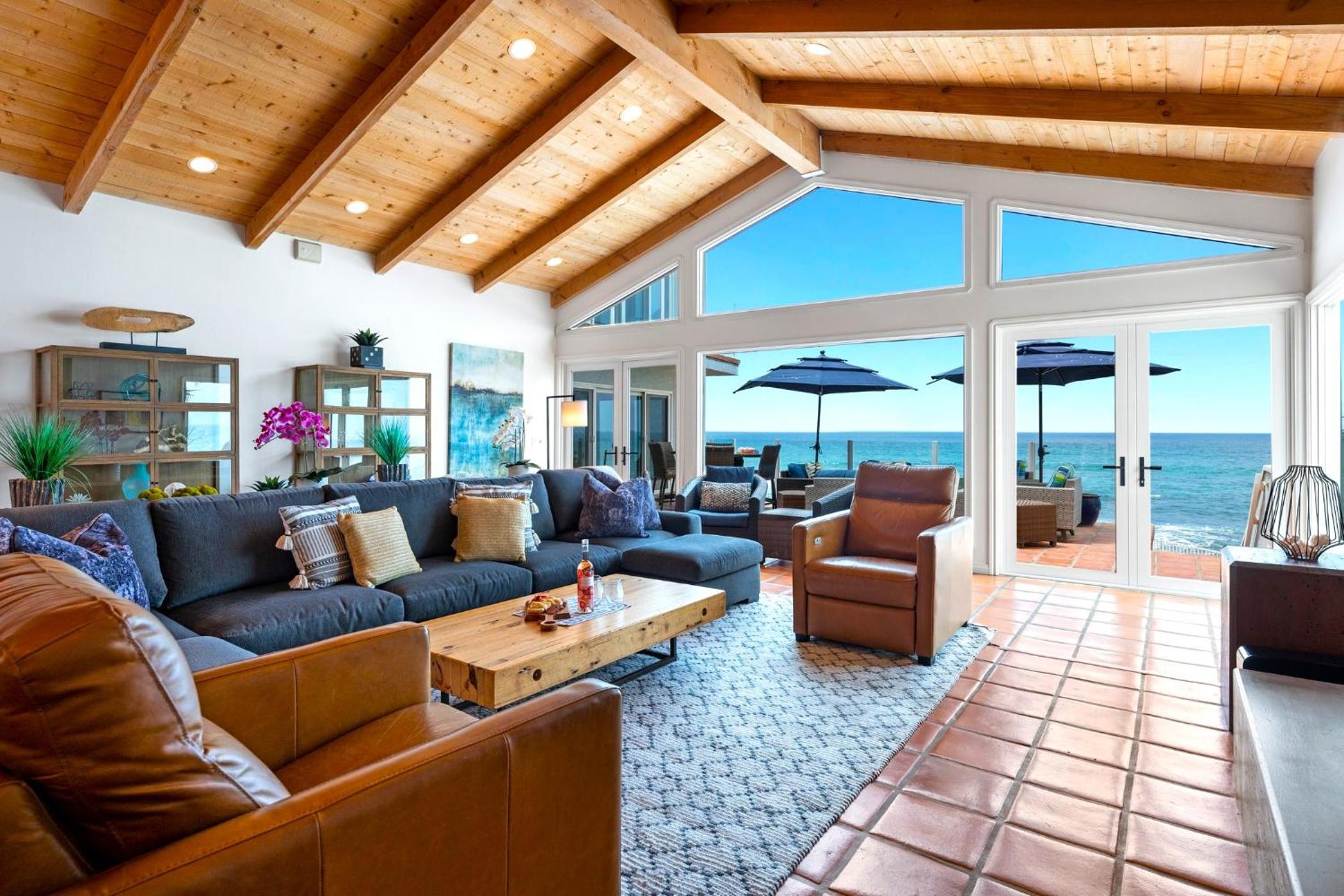 B5250 Playa Vista Beachfront view 5
