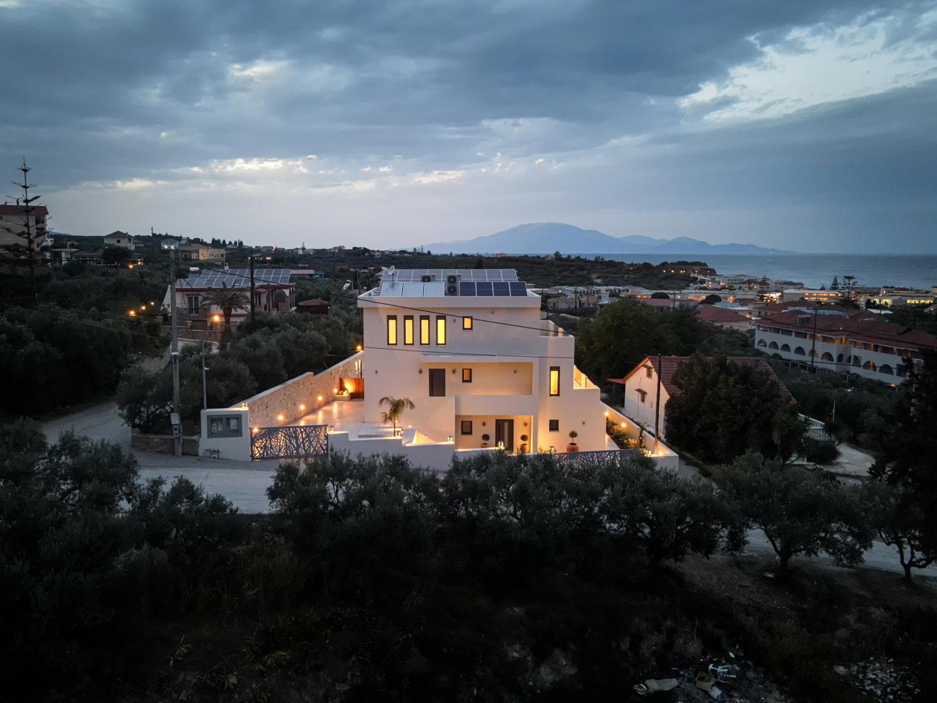 Mamfredas Luxury Residence