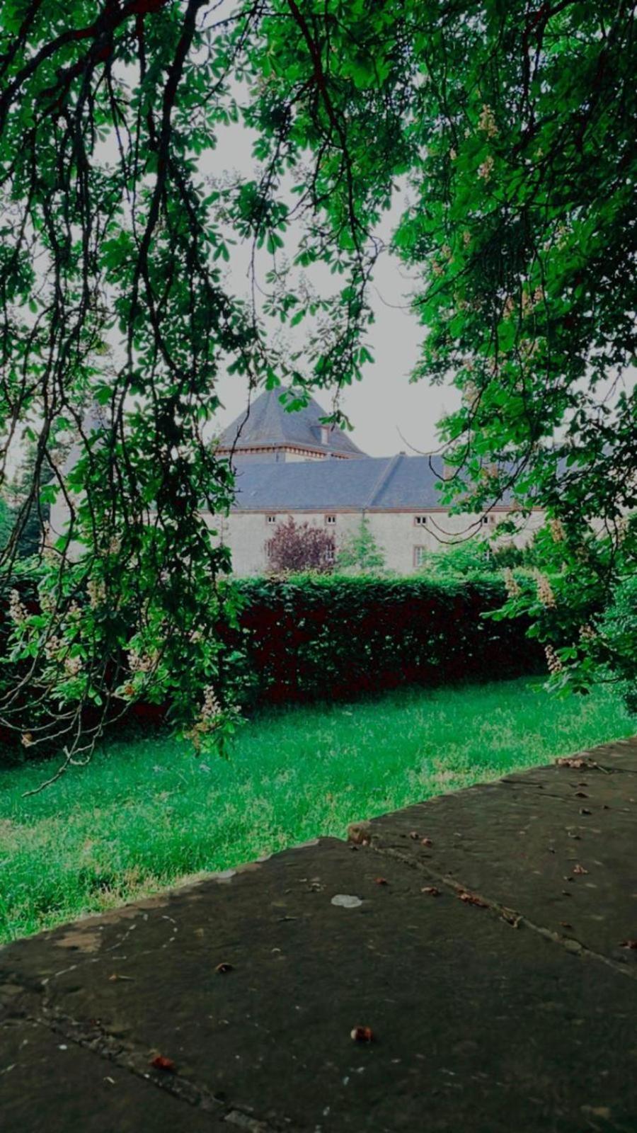 L' Extravagante im Garten von Schloss Schmidtheim