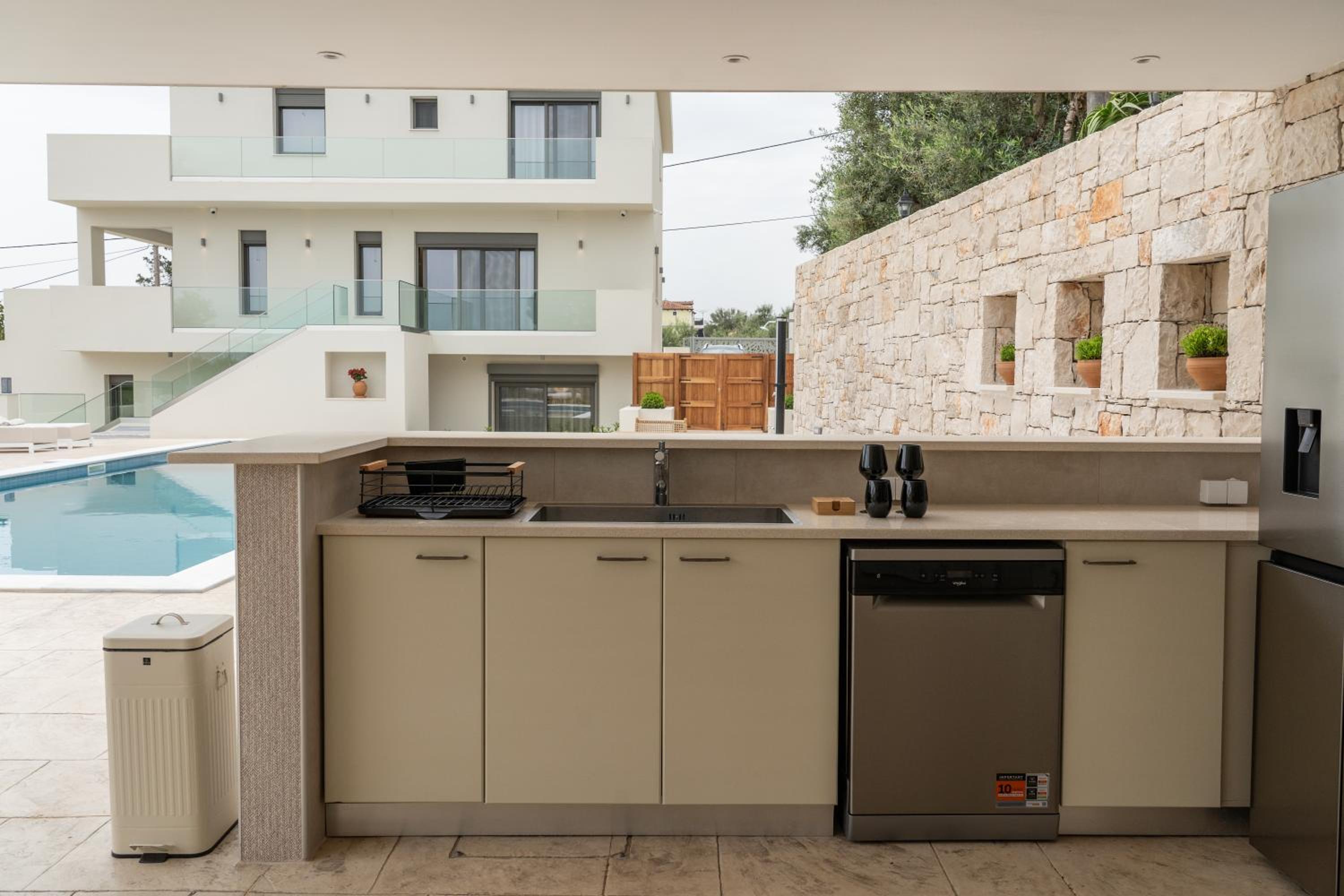 Mamfredas Luxury Residence
