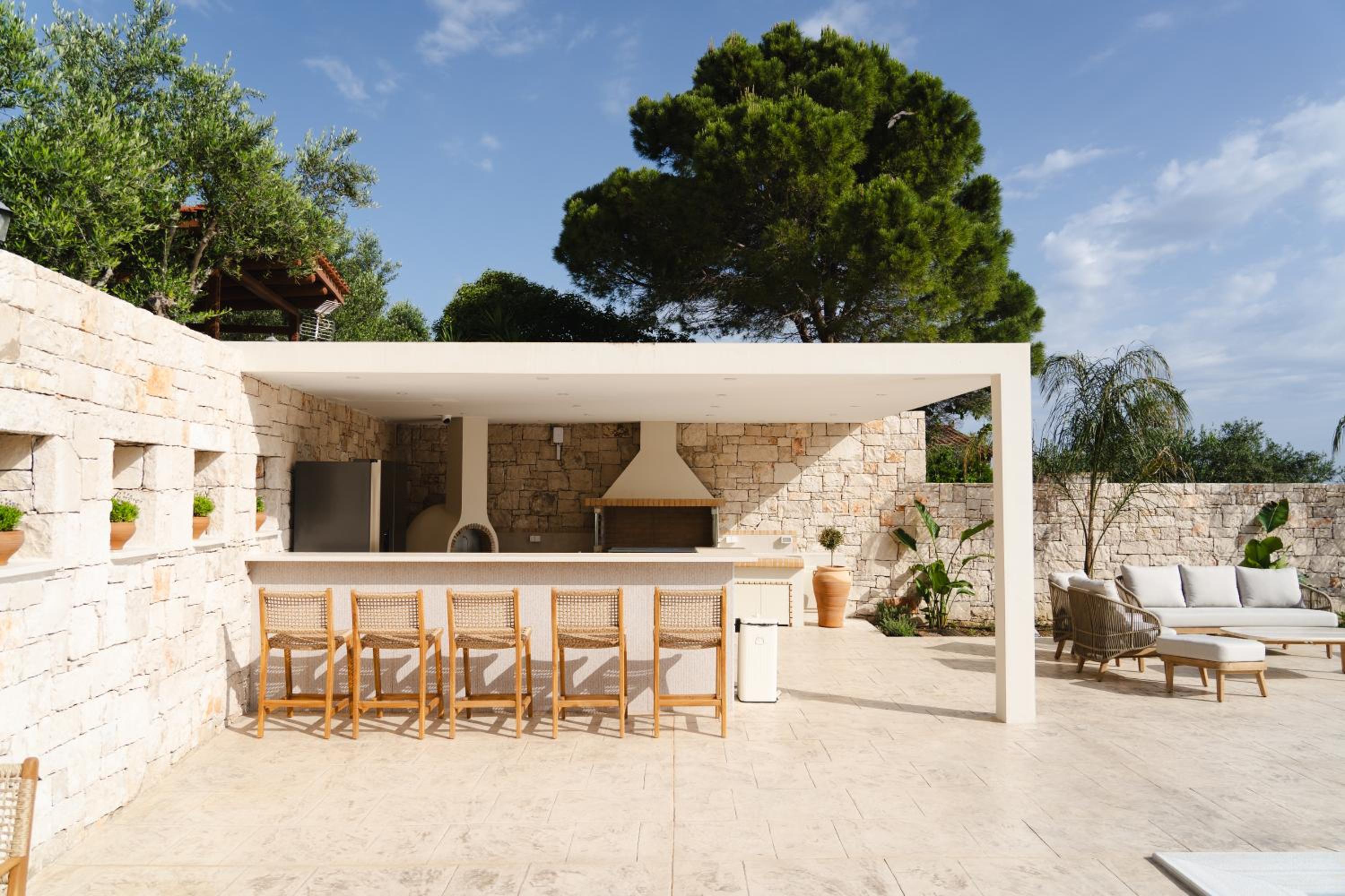 Mamfredas Luxury Residence