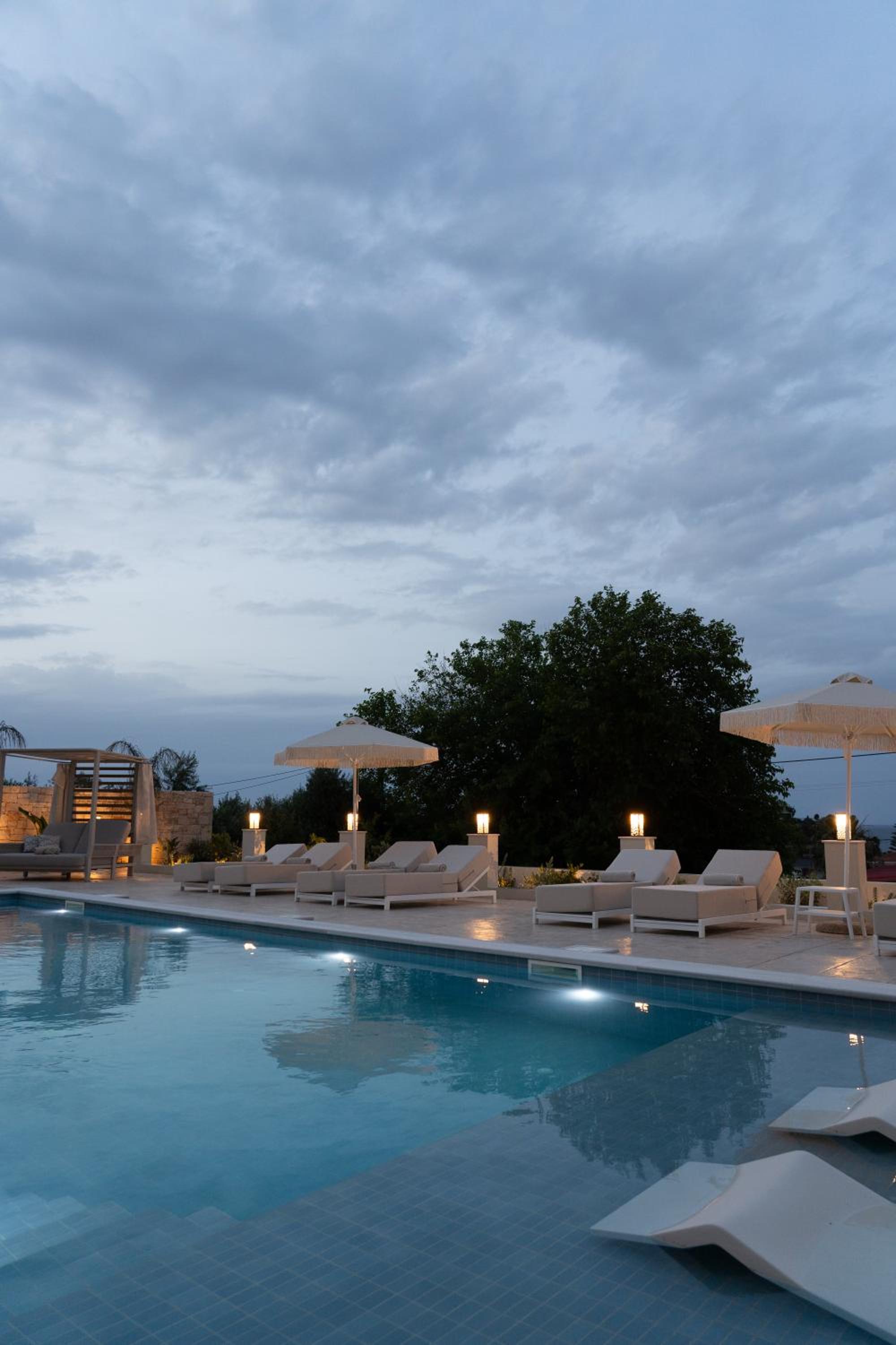 Mamfredas Luxury Residence