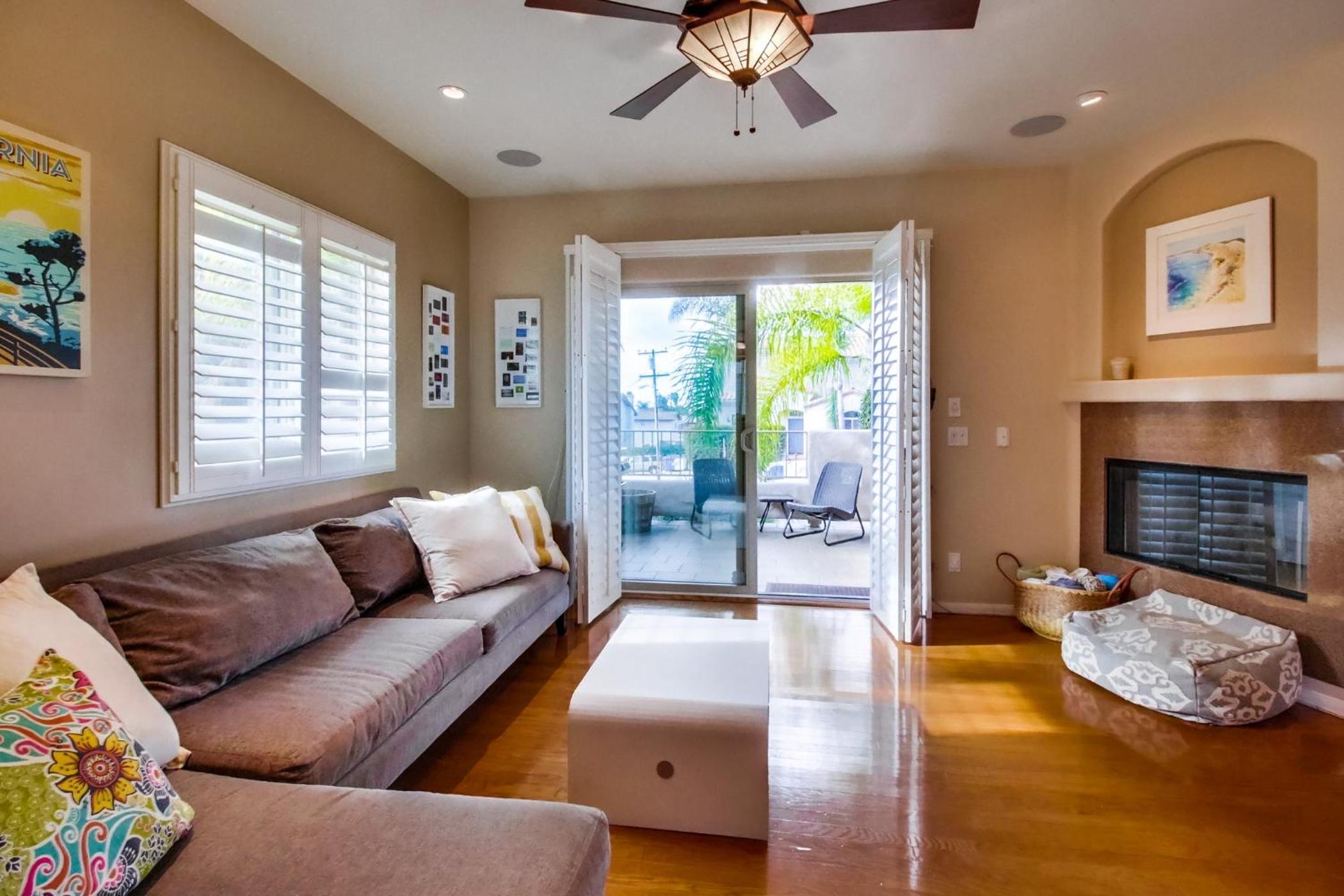 B5233 Pacific Beach Townhome view 4