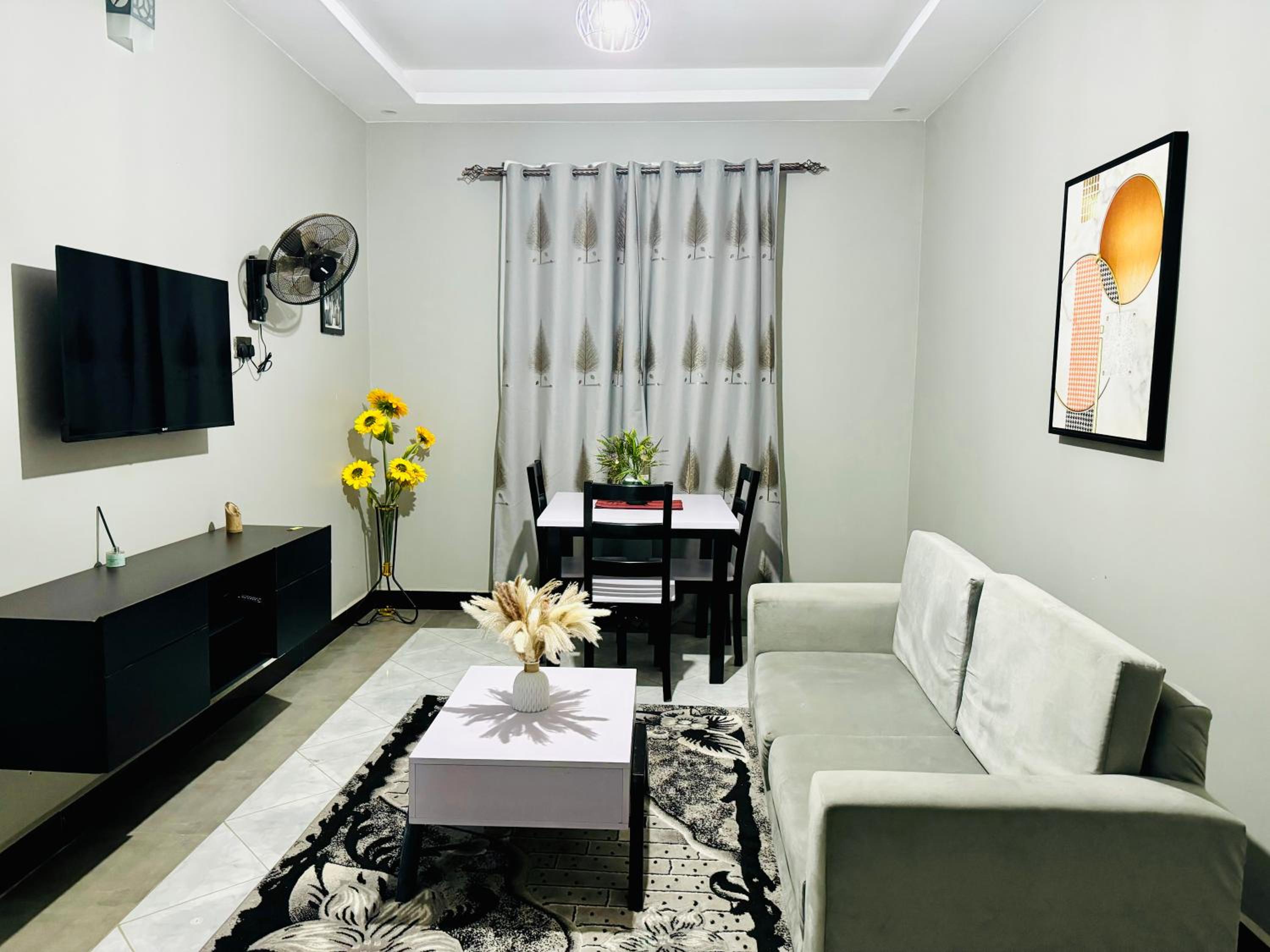 Fivas Residences