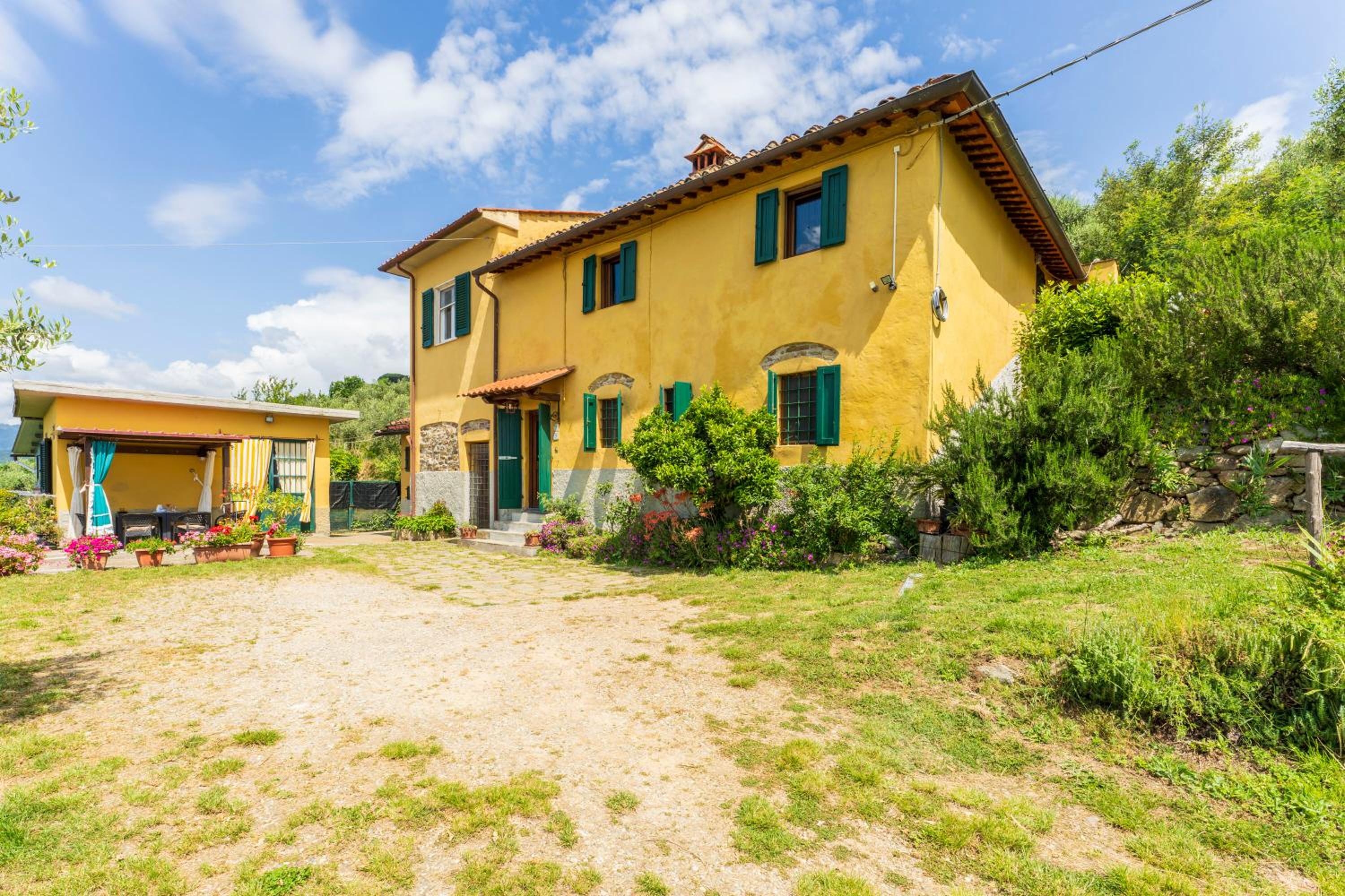 La Casa Di Elda, Holiday Home With Pool, Uzzano, Toscana view 3