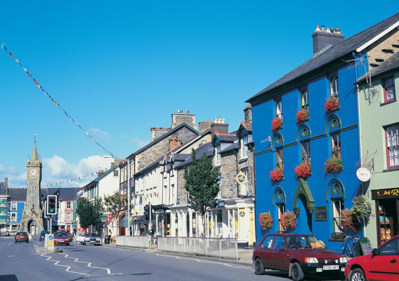 2 Bed in Machynlleth oc-wad305 view 5