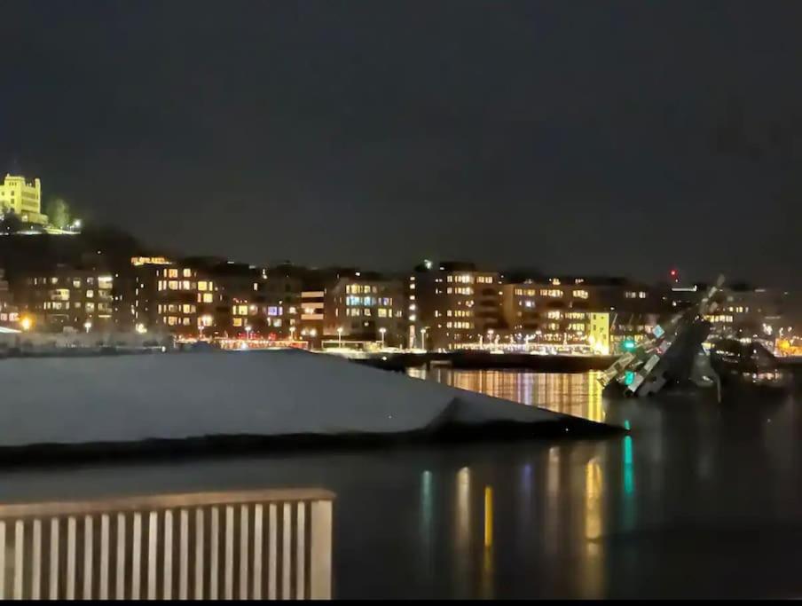 Superb apartment by Opera house view 3