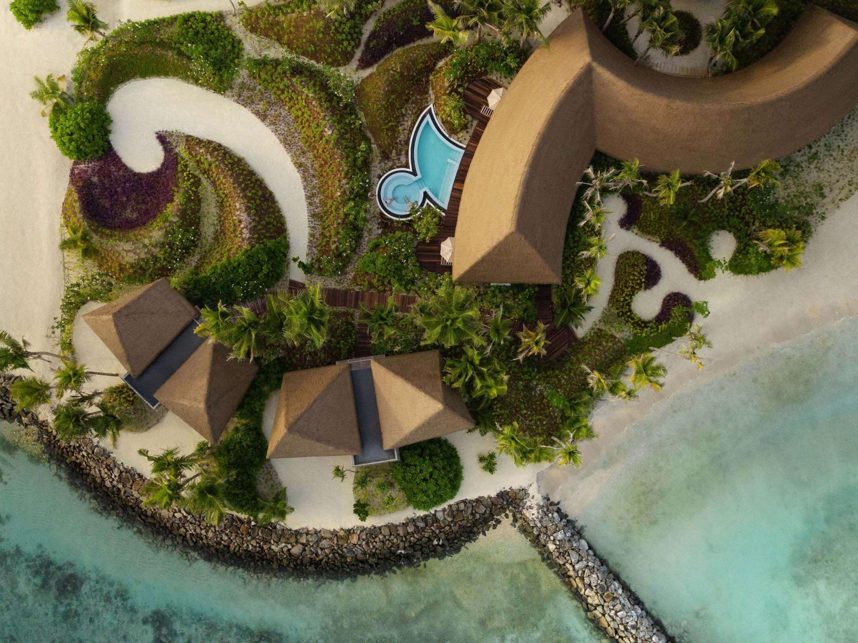 SO/ Maldives